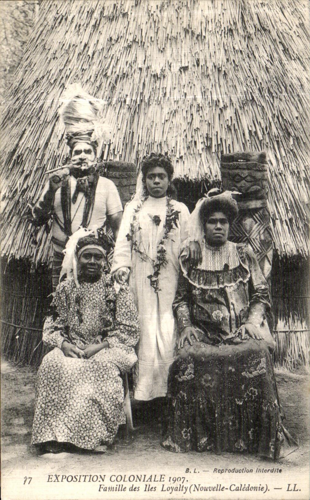 Familia colonial justa del paladar de Paris de la POSTAL de la VENDIMIA de la TAPA de Nueva Caledonia de la lealtad de las islas