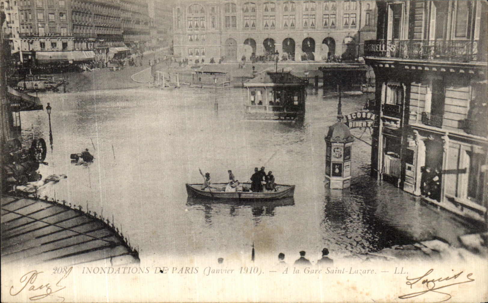 CPA Inondations de Paris A la Gare Saint Lazare