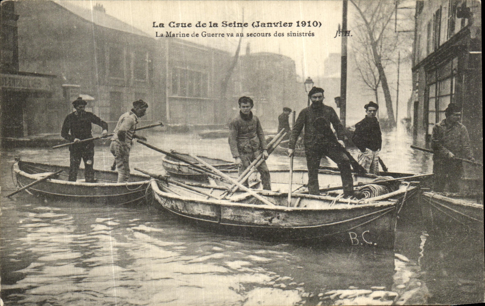 CPA La Crue de la Seine Janvier La Marine de Guerre va au secours des sinistres