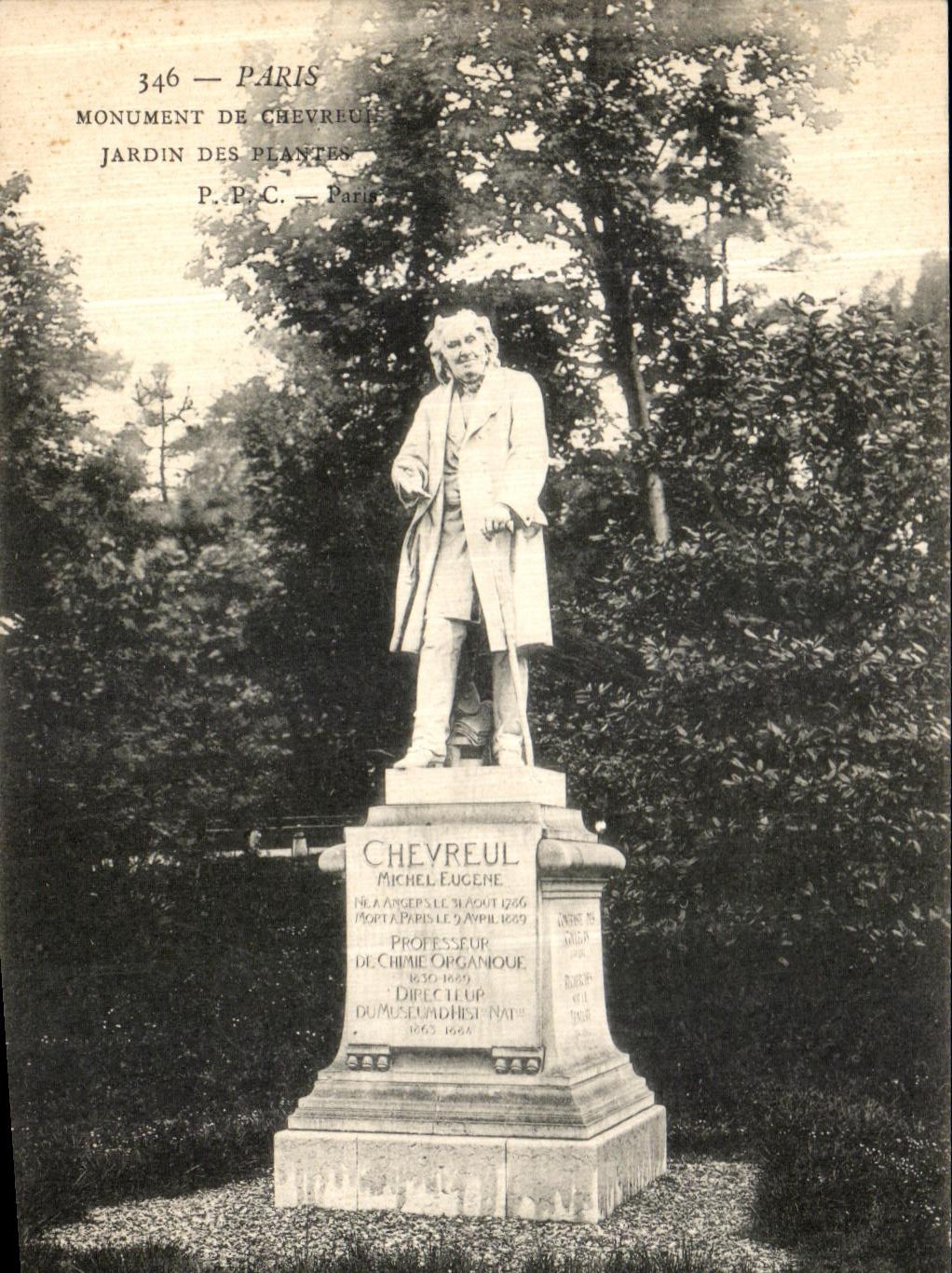 VINTAGE POSTCARD Paris Monument of Roe deer Botanical garden