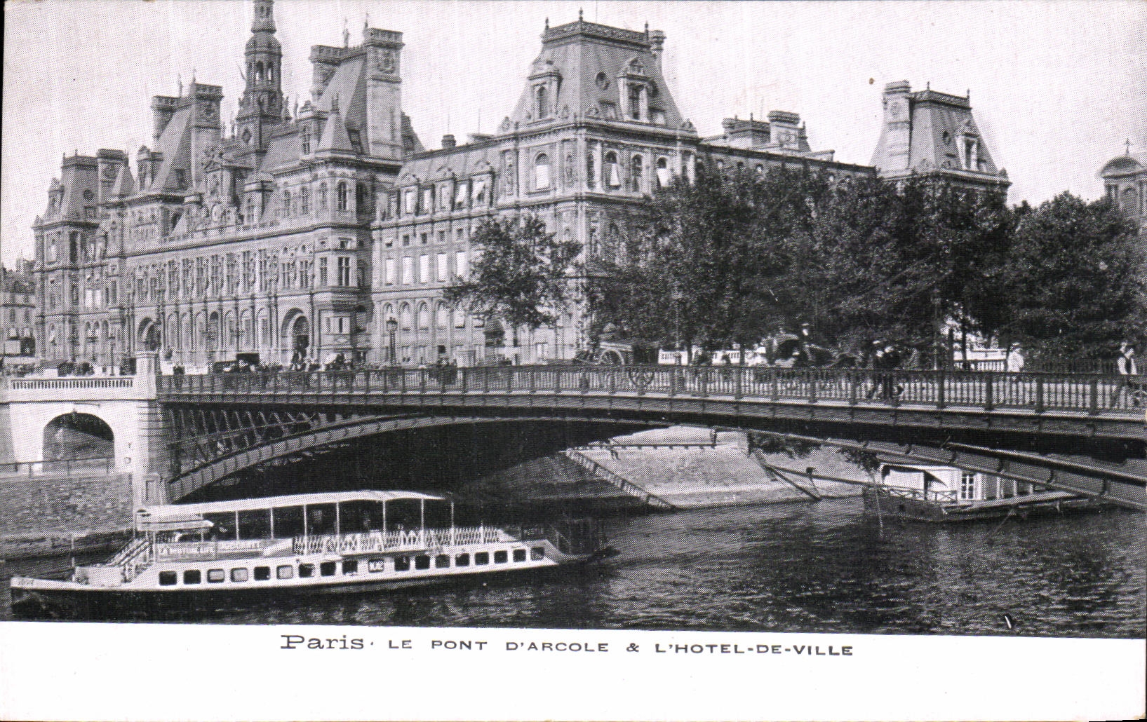 CPA Paris Le Pont D Arcole L Hotel de Ville