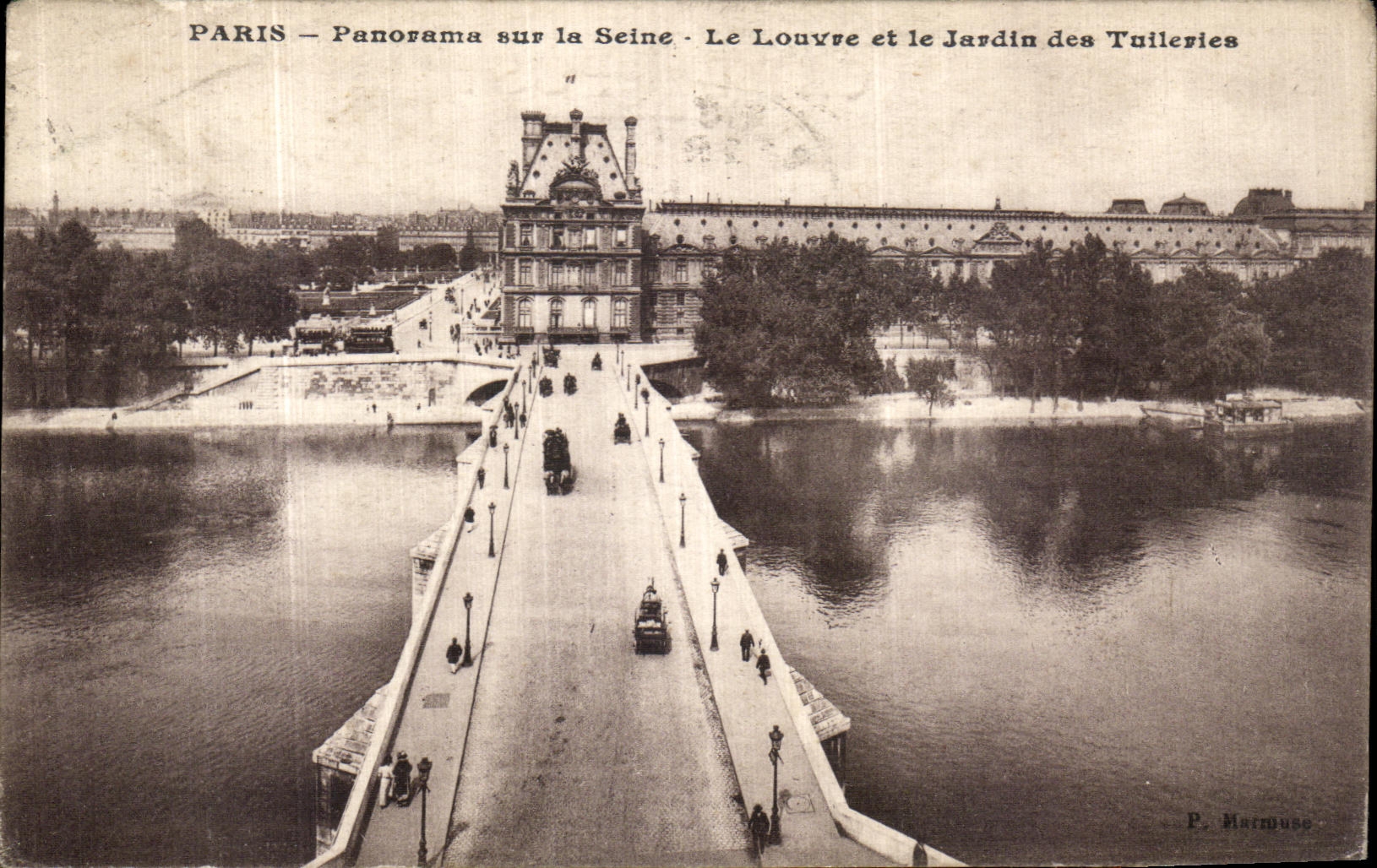 CPA Paris Panorama sur la Seine Le Louvre et le Jardin des Tuileries 