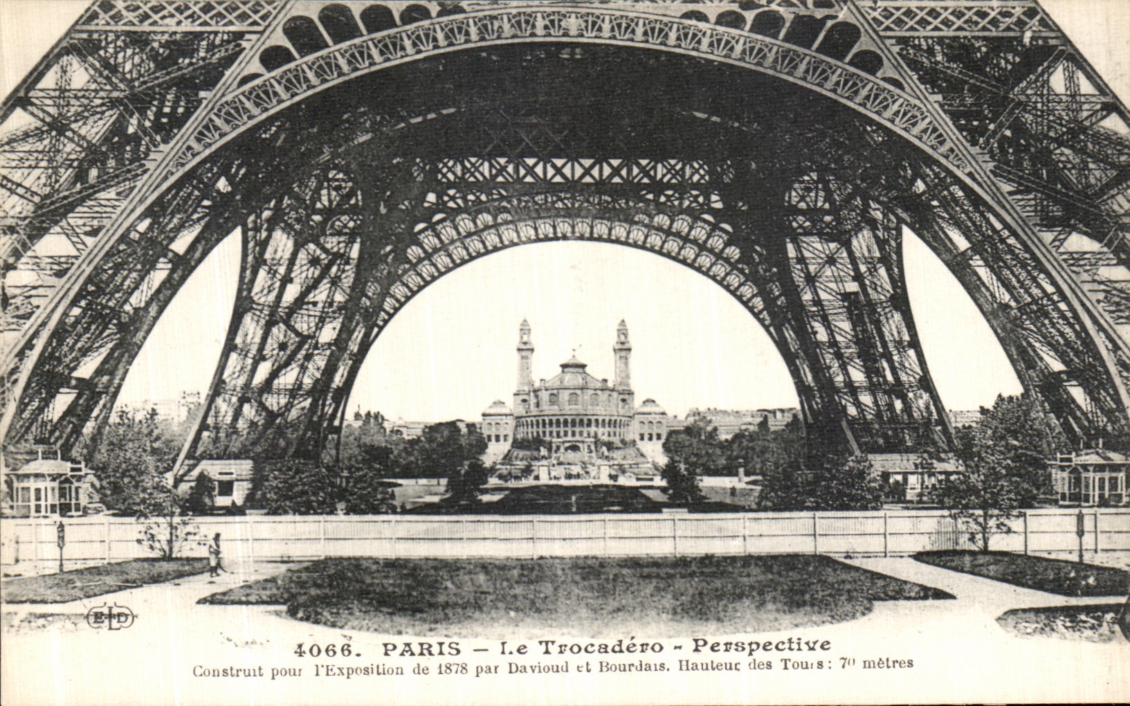 CPA Paris Le Trocadero Perspective Tour Eiffel