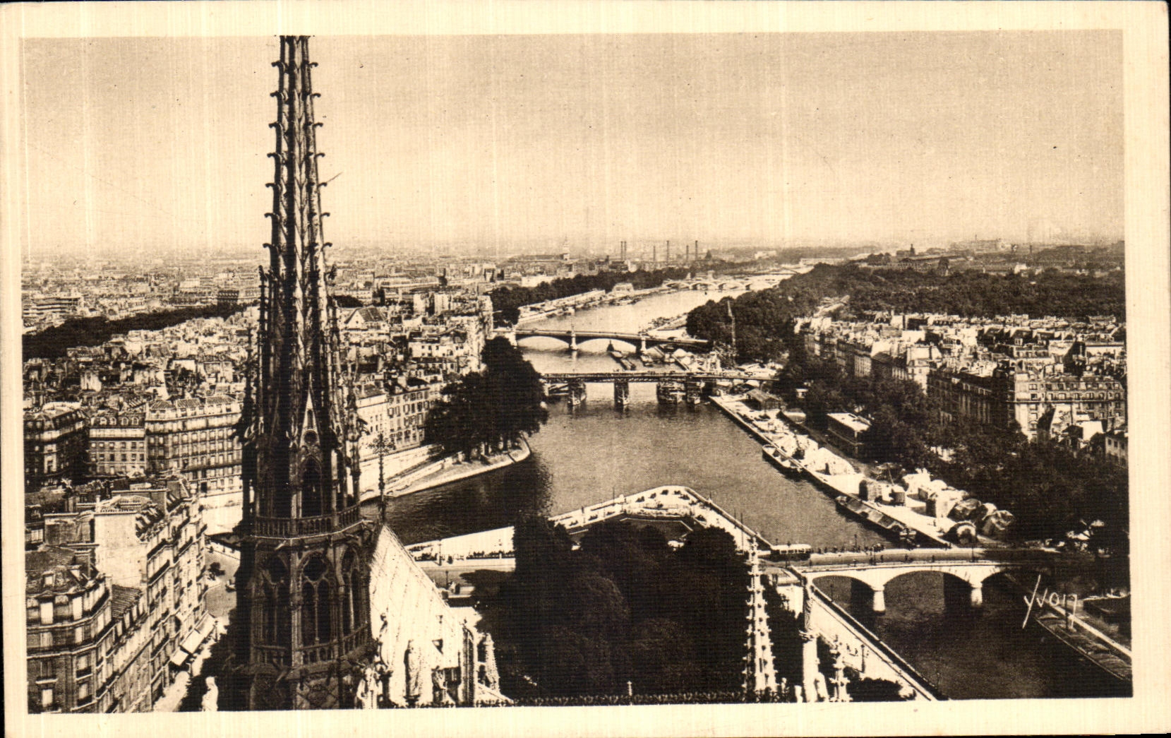Opinion panoramica de Paris de la POSTAL de la VENDIMIA tomada de viajes de Notre Dame