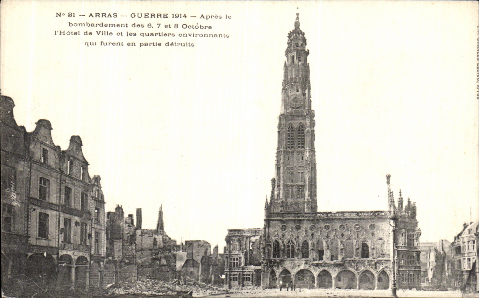 CPA Arras Hotel de ville Militaria