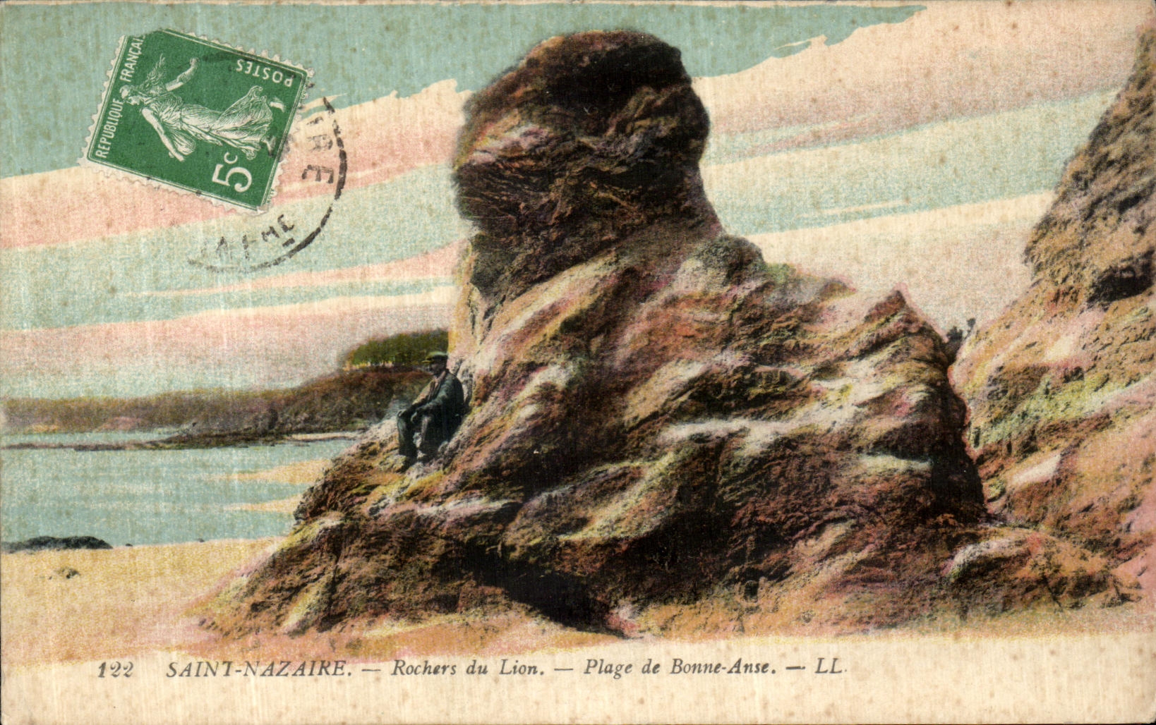 VINTAGE POSTCARD Saint Nazaire Rocks of the Lion Beach of Good Handle