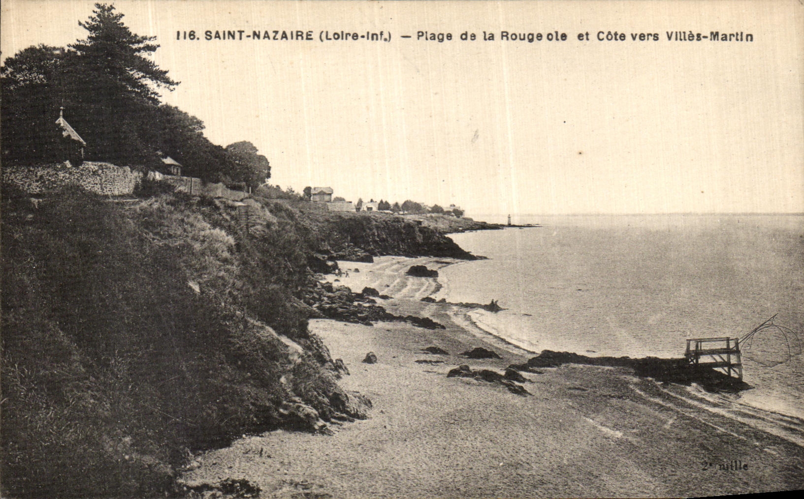 VINTAGE POSTCARD Saint Nazaire Beach of Measles and dimension towards Martin Cities