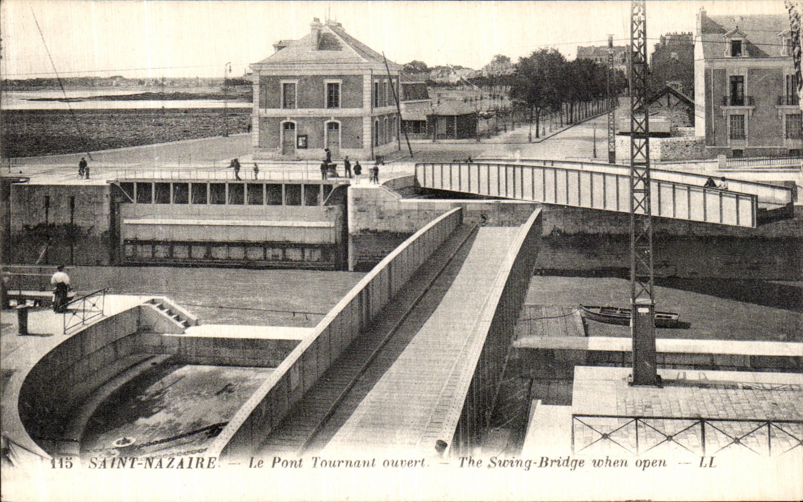 VINTAGE POSTCARD Saint Nazaire the open Bridge Swing