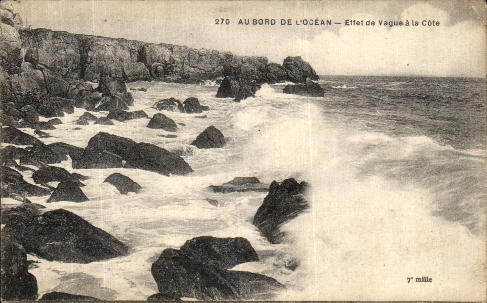 CPA Au Bord de L Ocean Effet de Vague a la Cote
