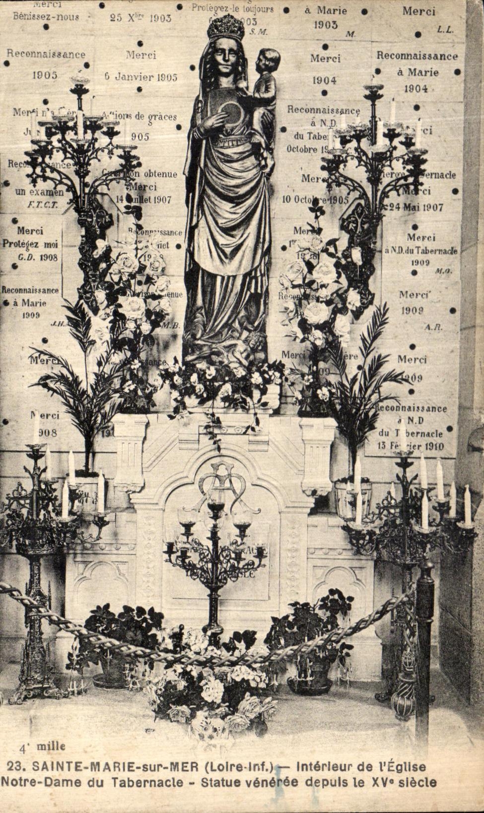CPA Sainte Marie sur Mer Interieur de l Eglise Notre Dame du Tabernacle