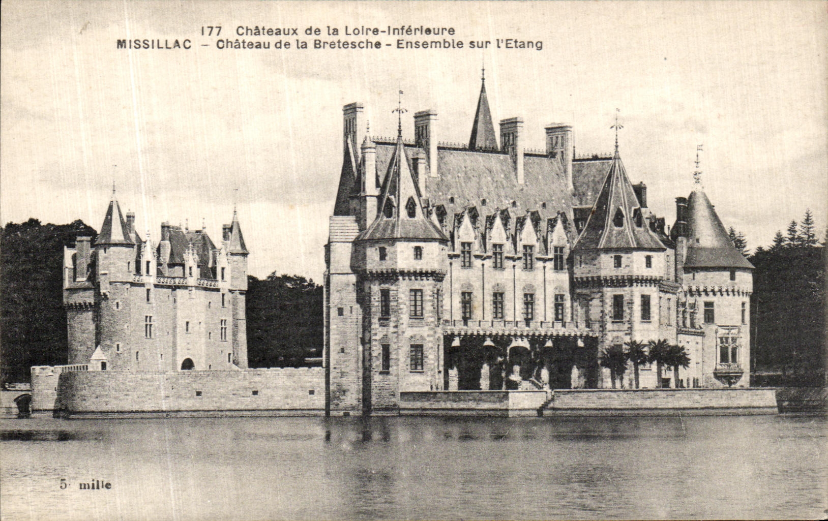 CPA Chateaux de la Loire Inferieure Missillac Chateau de la Bretesche Ensemble sur l Etang