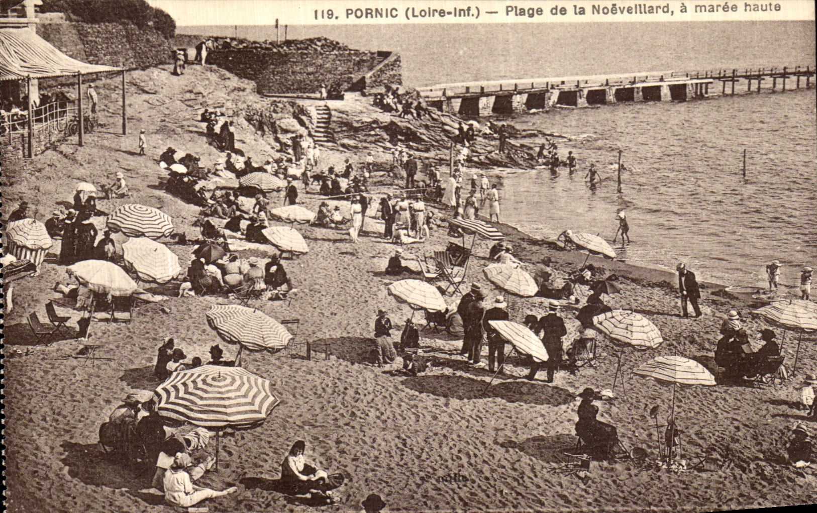 CPA Pornic Plage de la Noeveillard a maree Haute