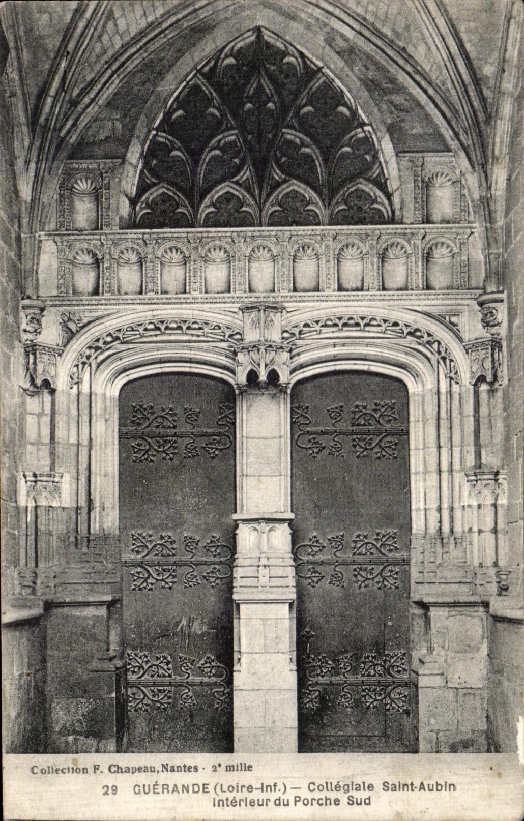 Interior santo colegial de Guerande Aubin de la POSTAL de la VENDIMIA del portico meridional
