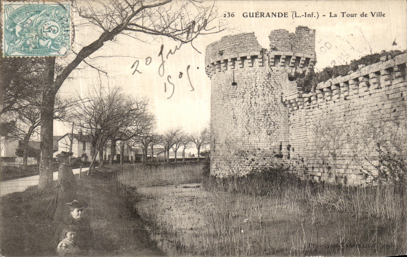 POSTAL Guerande de la VENDIMIA la torre de la ciudad