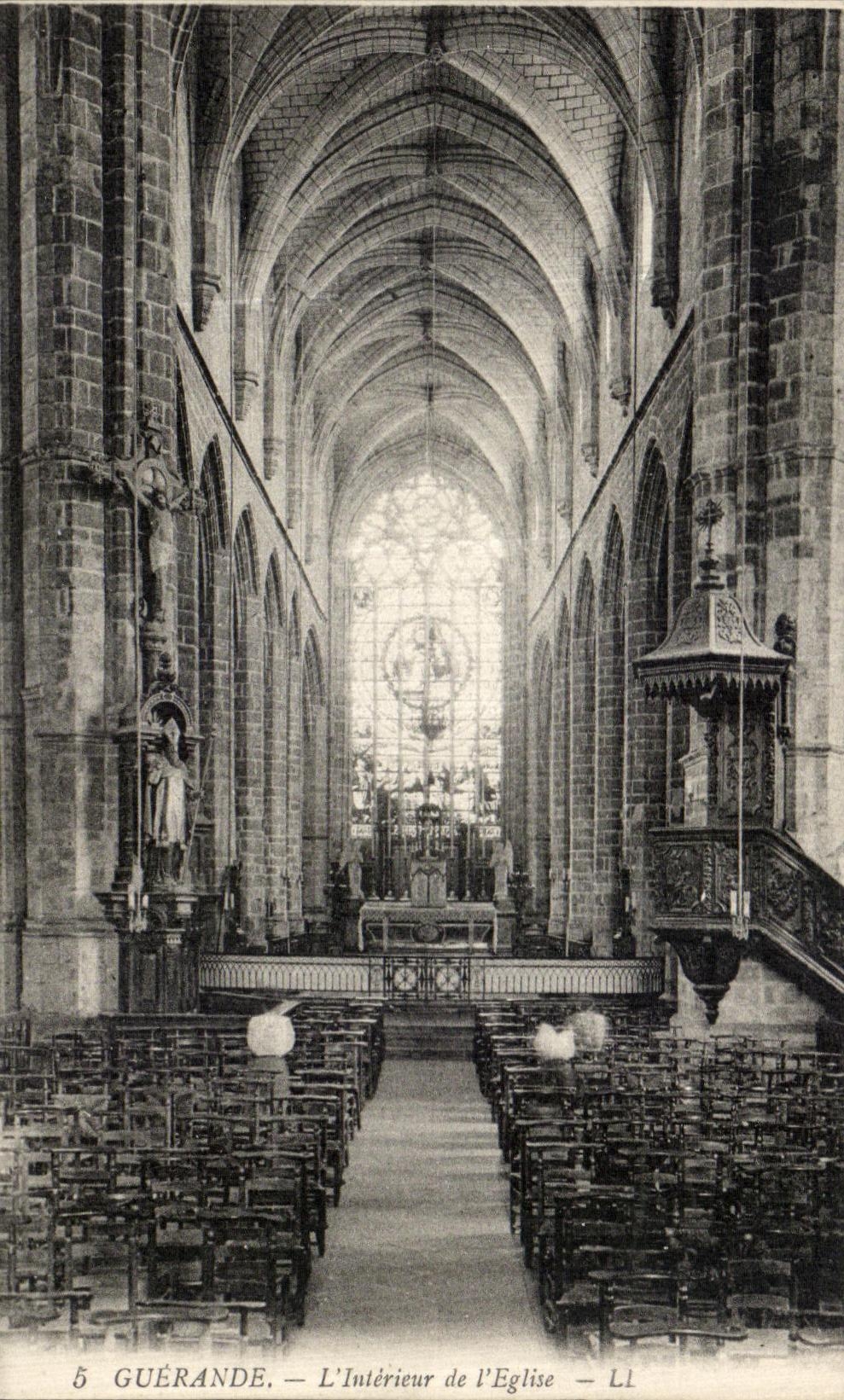 POSTAL Guerande L interior de la VENDIMIA de L iglesia