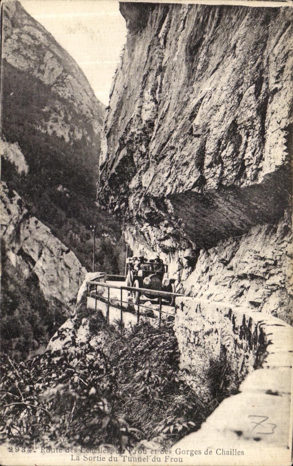 VINTAGE POSTCARD Road of the Turret of Road metal Falls the Exit of the Tunnel of Automobile Frou