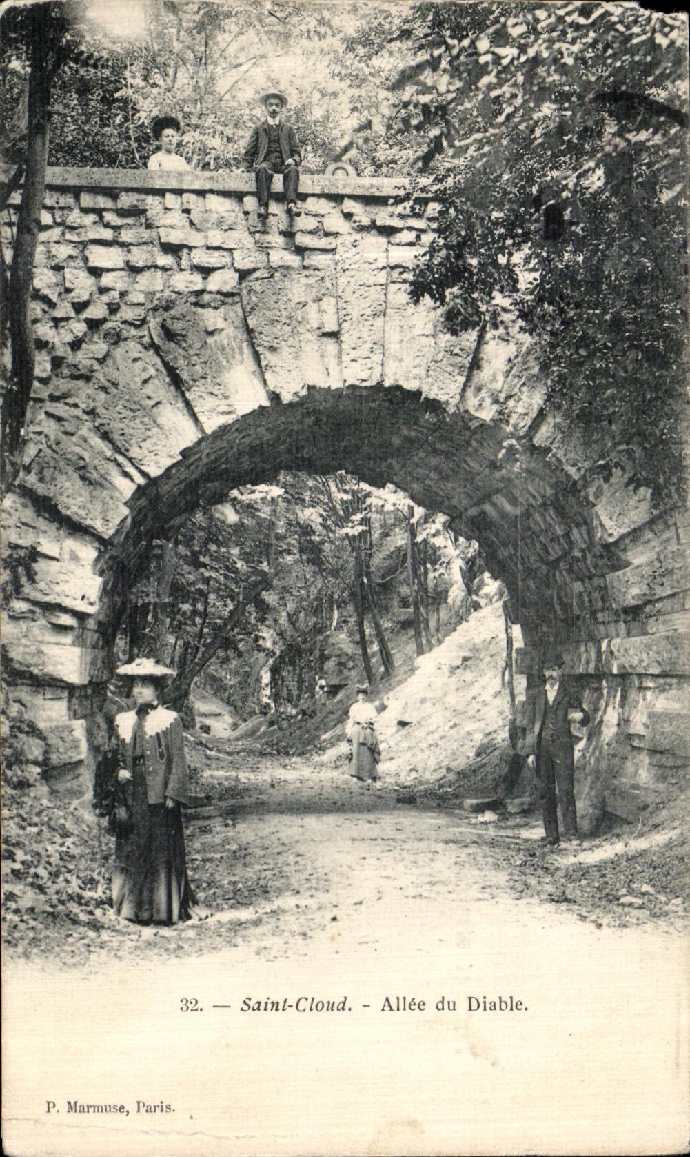 VINTAGE POSTCARD Holy Cloud Ales of the Devil