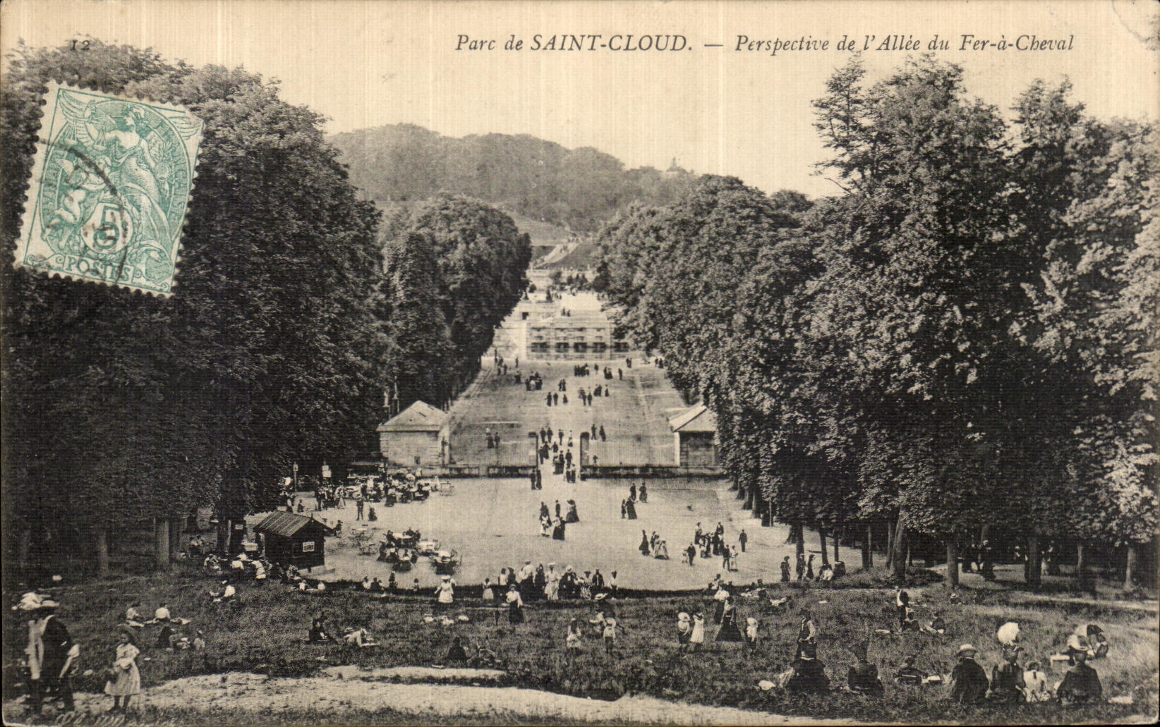 VINTAGE POSTCARD Saint Cloud Persepective of L Allee from the Horseshoe