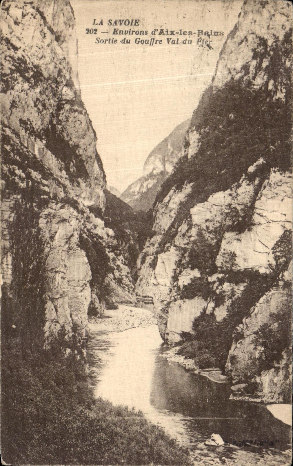 CPA Environs d Aix les Bains Sortie du Gouffre Val du Fier