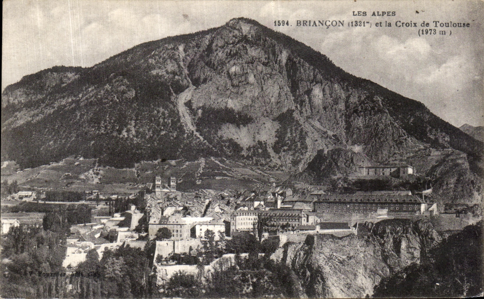 POSTAL Briancon de la VENDIMIA y la cruz de Toulouse