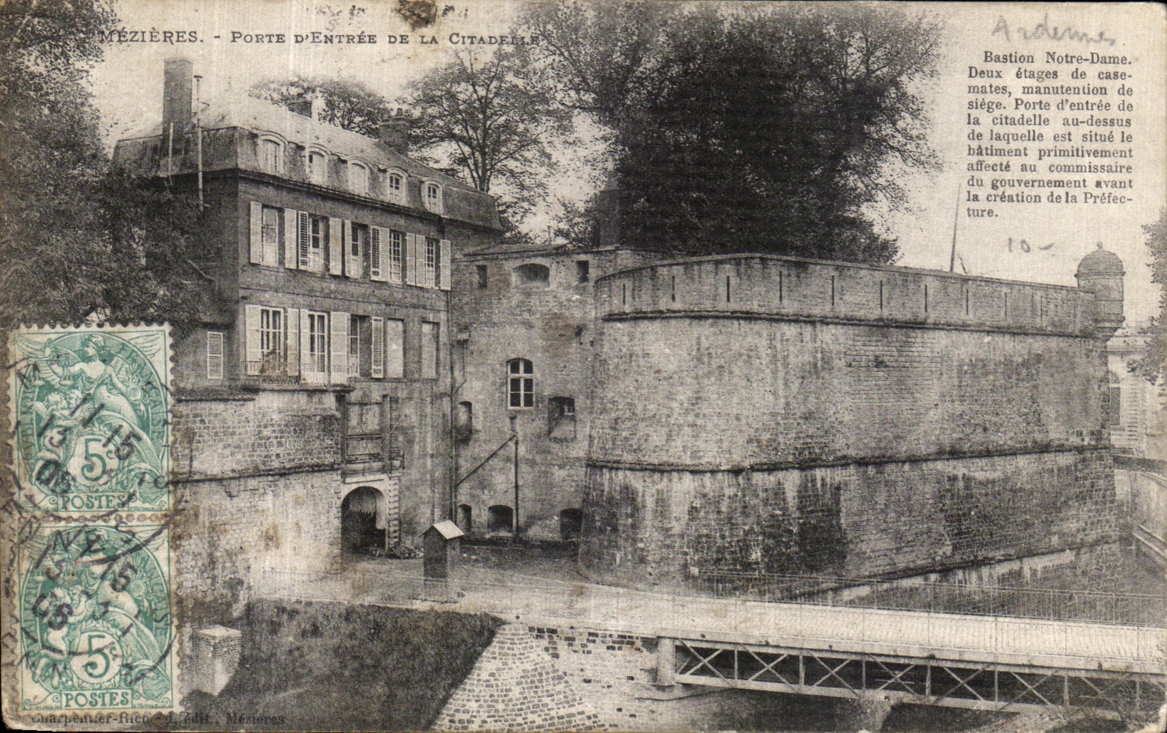 La POSTAL Mezieres de la VENDIMIA lleva la entrada de D de la ciudadela