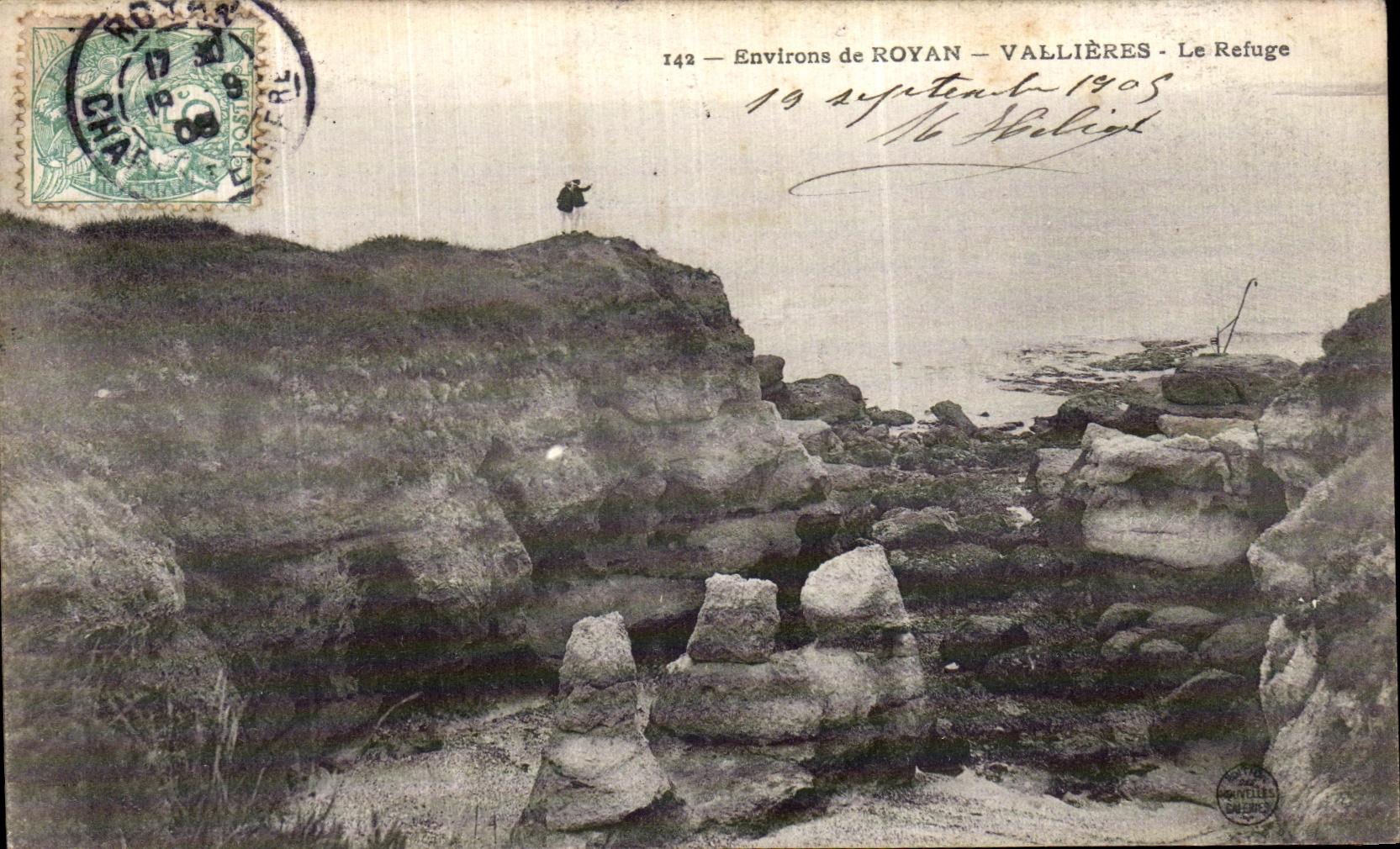 Alrededores de la POSTAL de la VENDIMIA de Royan Vallieres el refugio