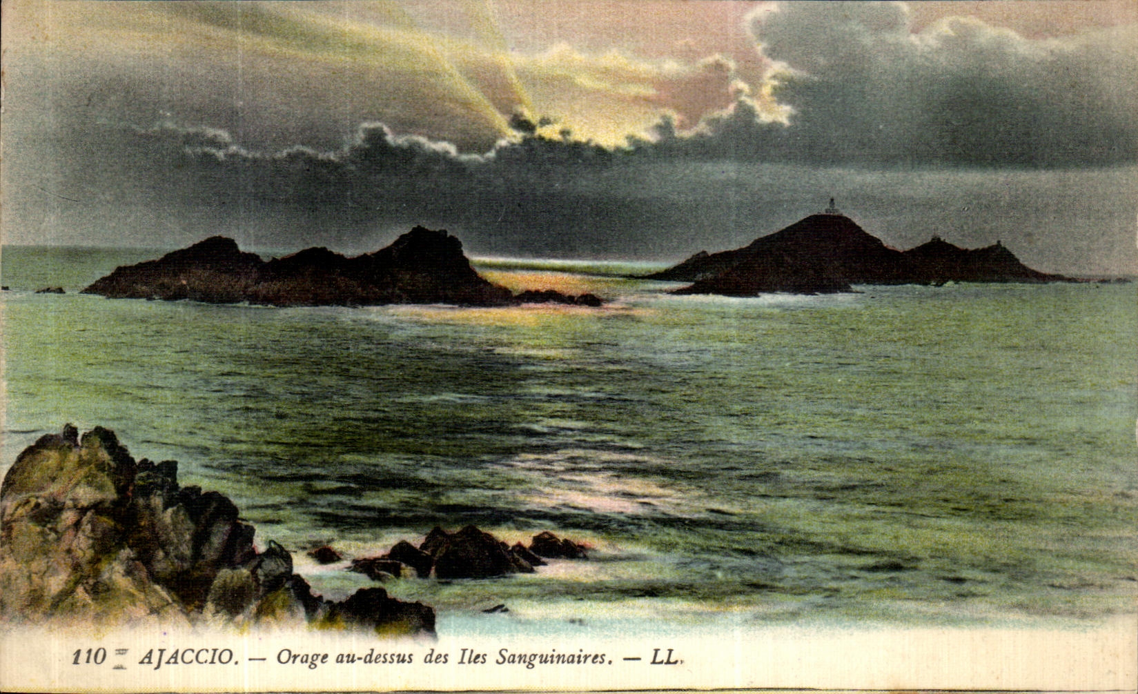 Tormenta de Ajacio de la POSTAL de la VENDIMIA con la tapa de las islas sanguinarias Corcega