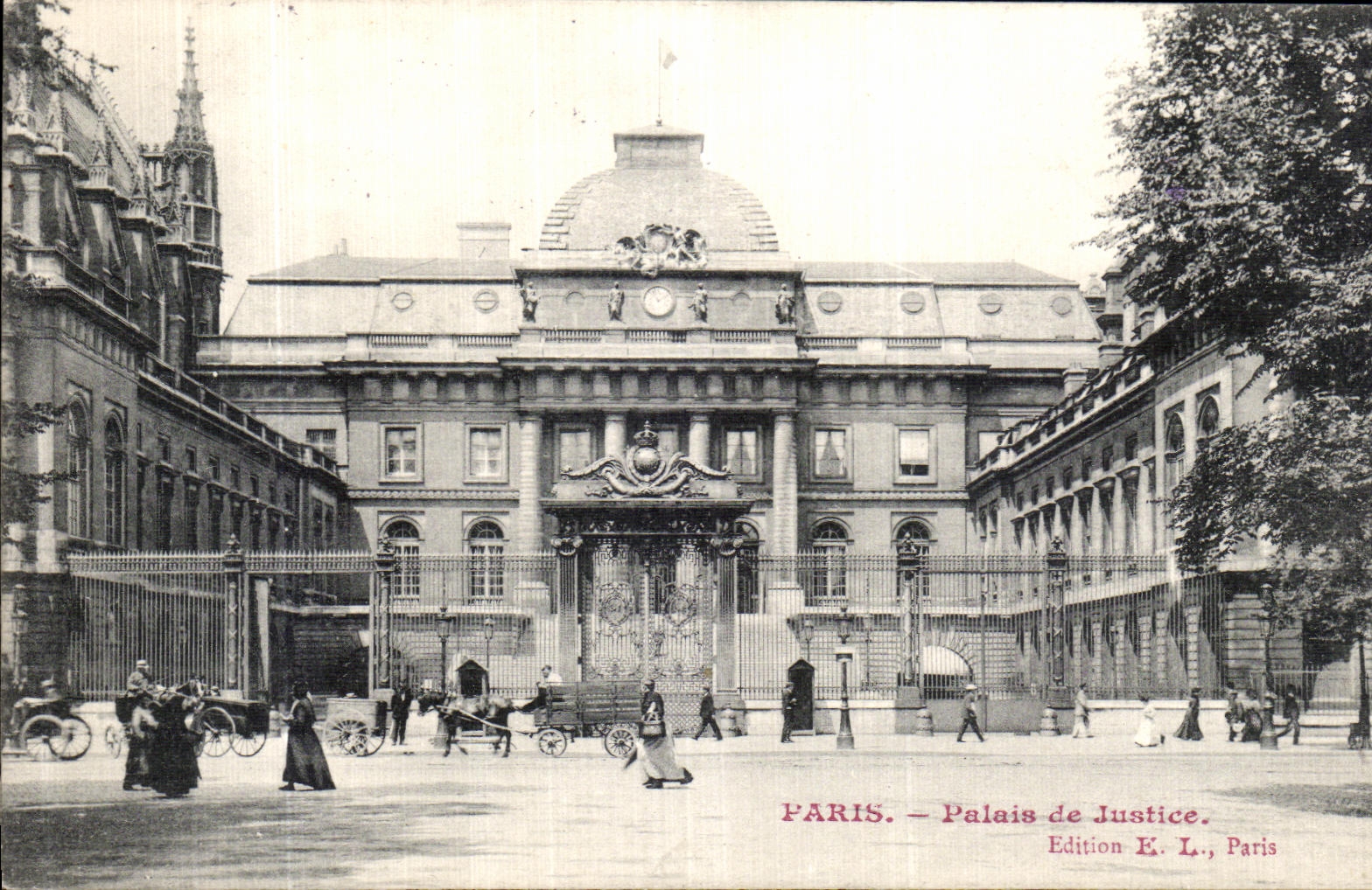 VINTAGE POSTCARD Paris Palaise de Justice