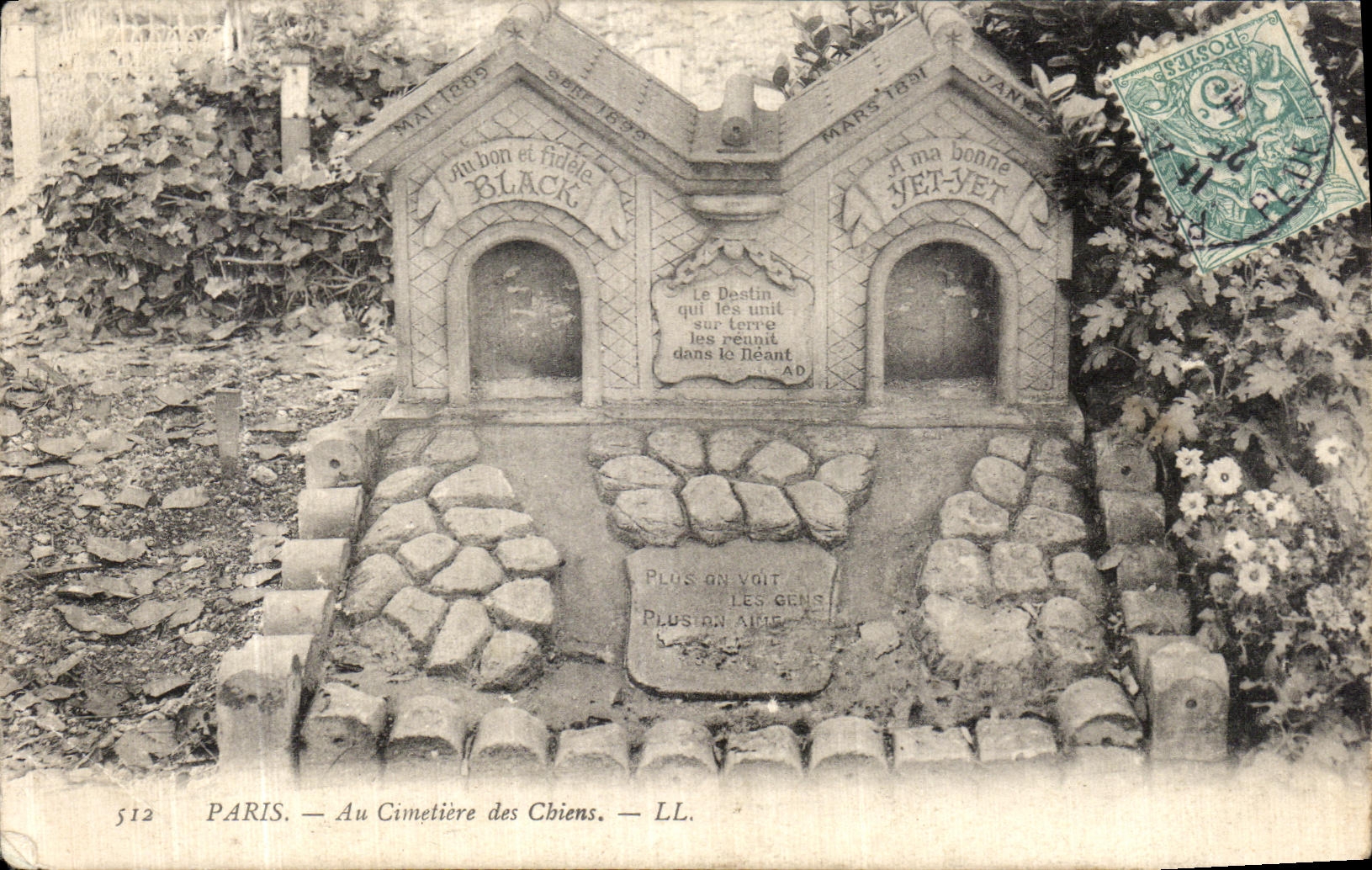 VINTAGE POSTCARD Paris With the Cemetery of the Dogs