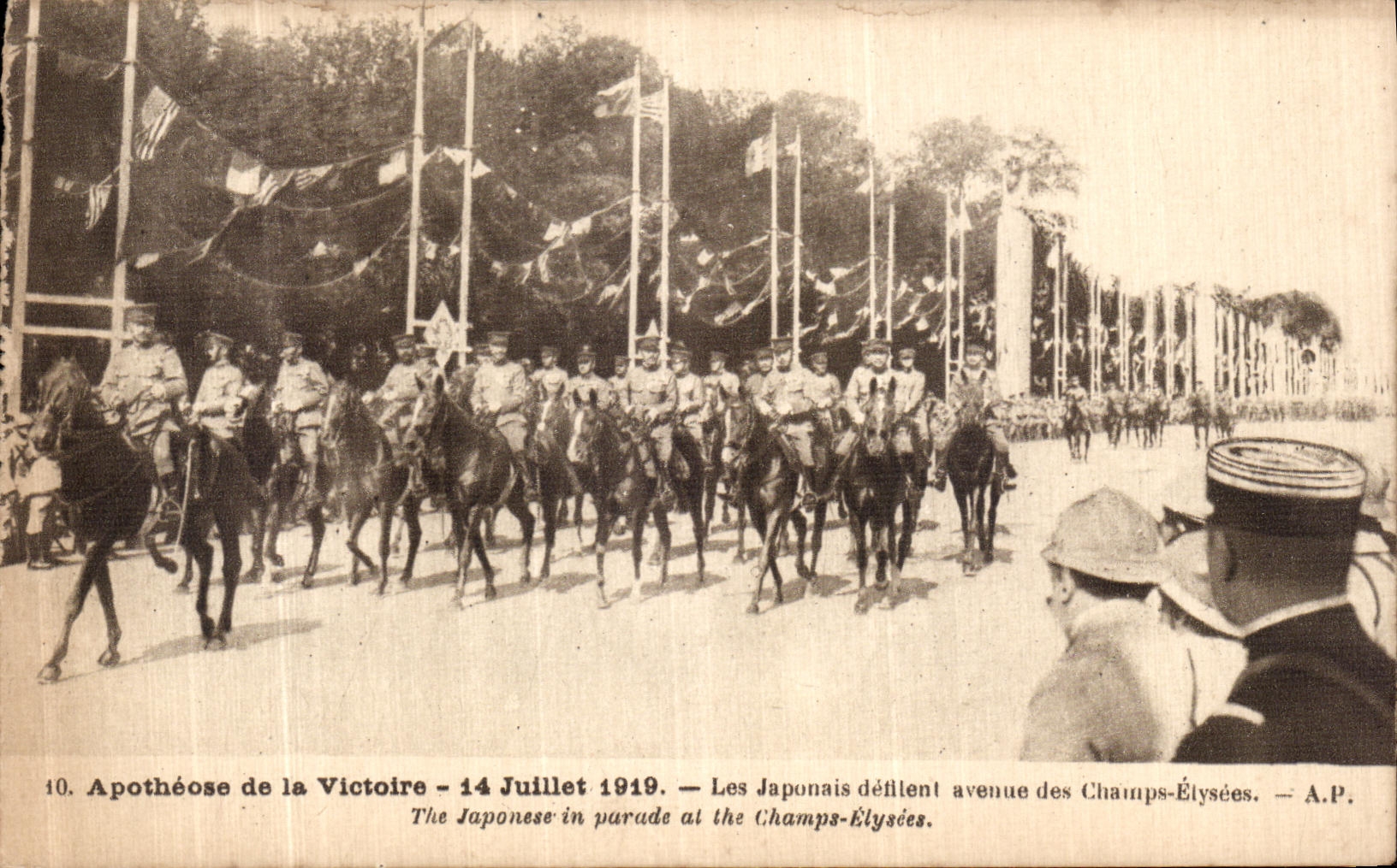 VINTAGE POSTCARD Apotheose of the Victoire the Japanese Ravel Which occurred Field Elysees Militaria