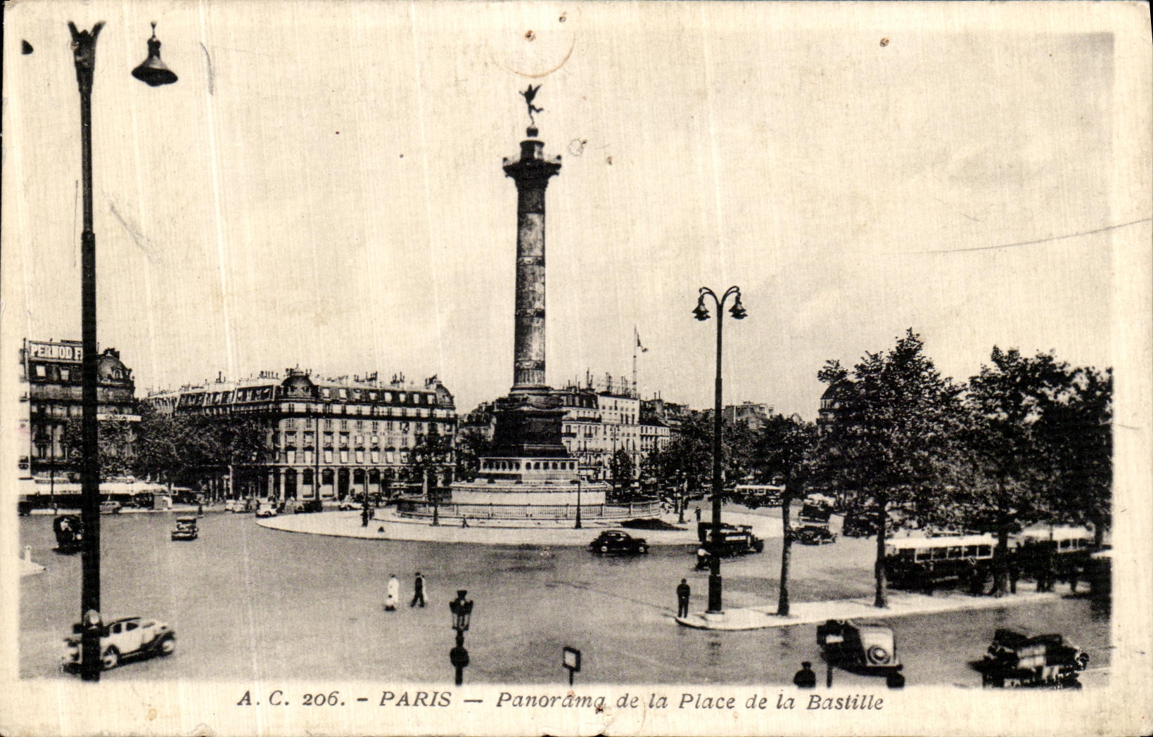 CPA Paris Panorama de la Place de la Bastille