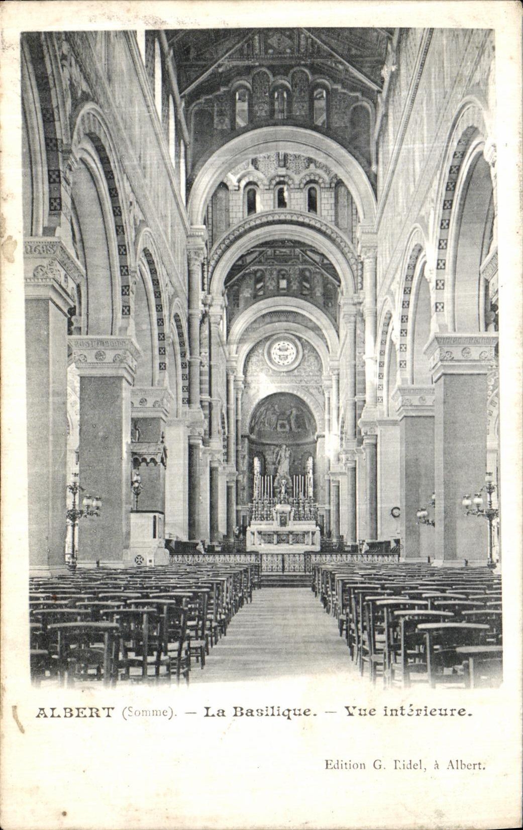 VINTAGE POSTCARD Albert the Basilica Seen Interior