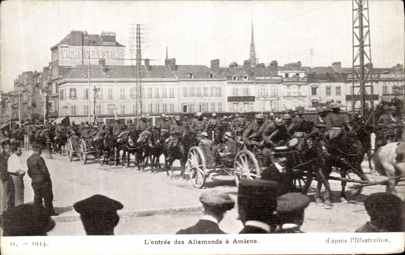 CPA L Entree des Allemands a Amiens Militaria