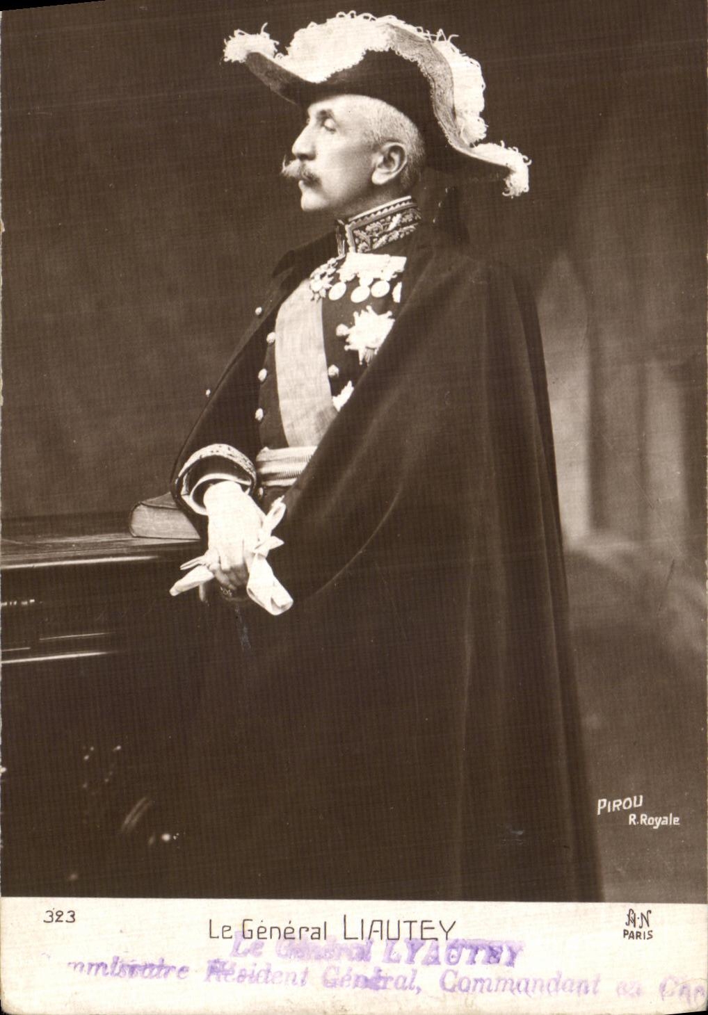 CPA Le General Liautey Militaria 