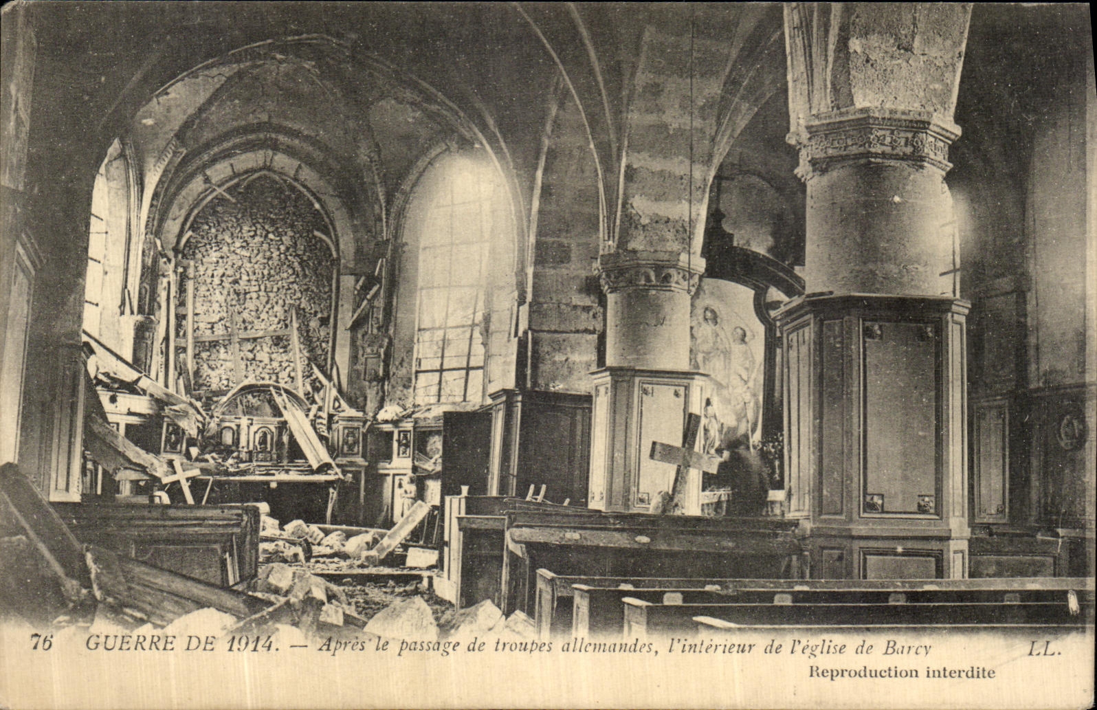 VINTAGE POSTCARD Church of Barcy Militaria