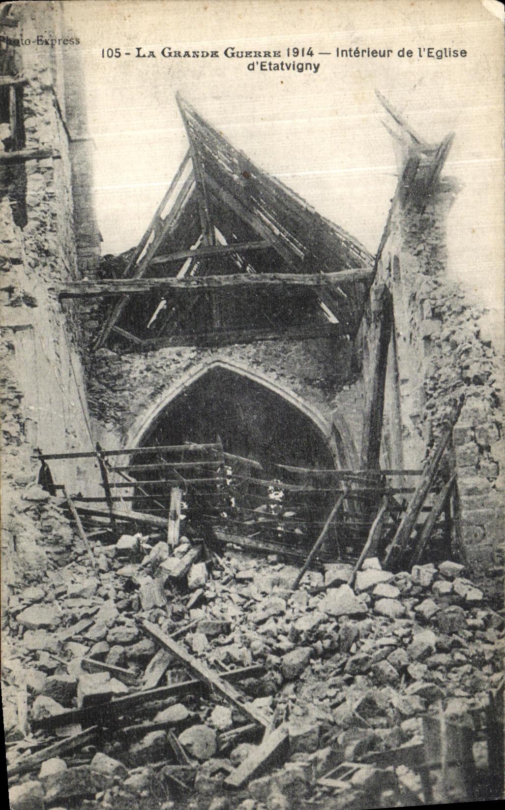 POSTAL de la VENDIMIA la guerra grande Interleur de L iglesia D Etatvigny Militaria