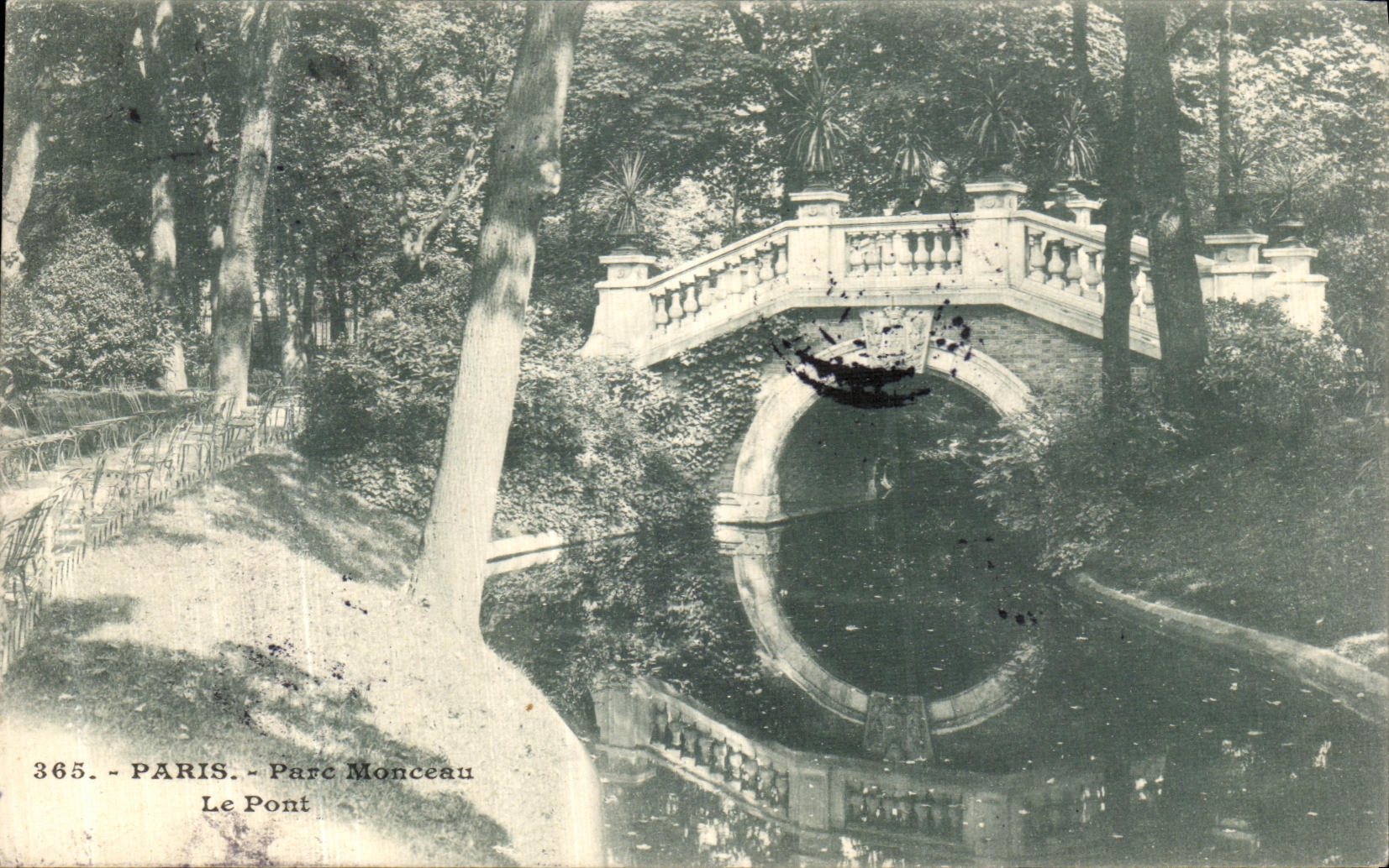 CPA Paris Parc Monceau Le pont