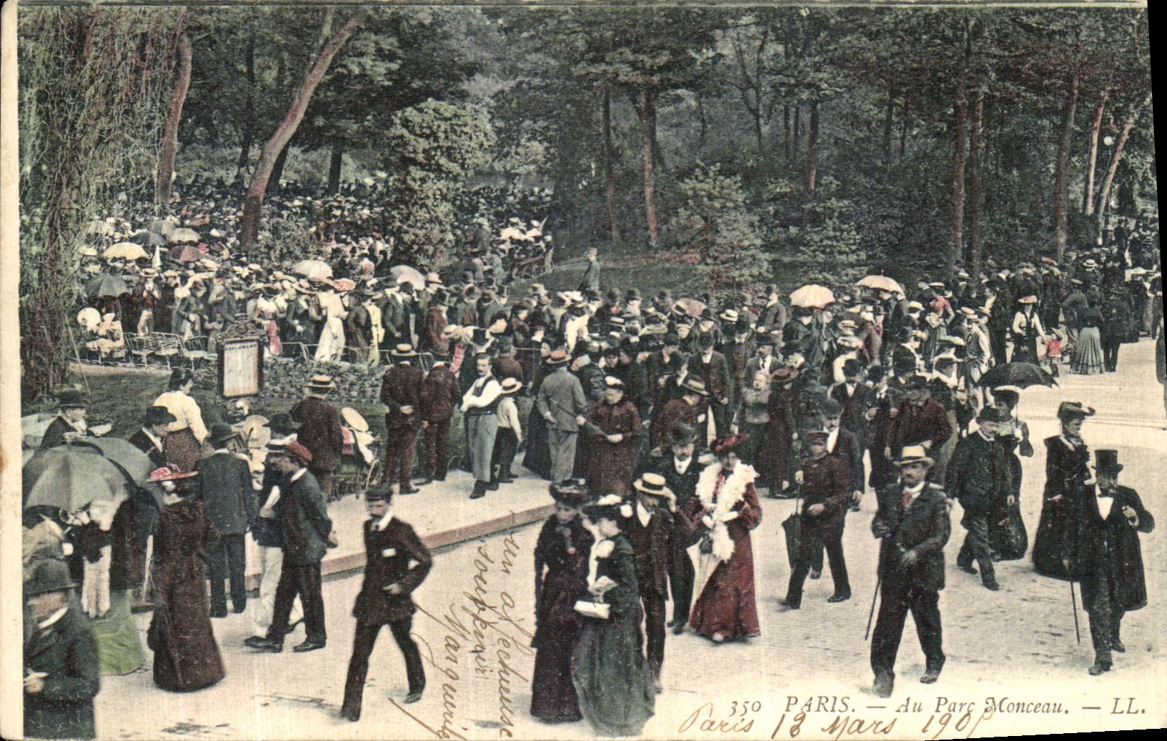 CPA Paris Au Parc Monceau 