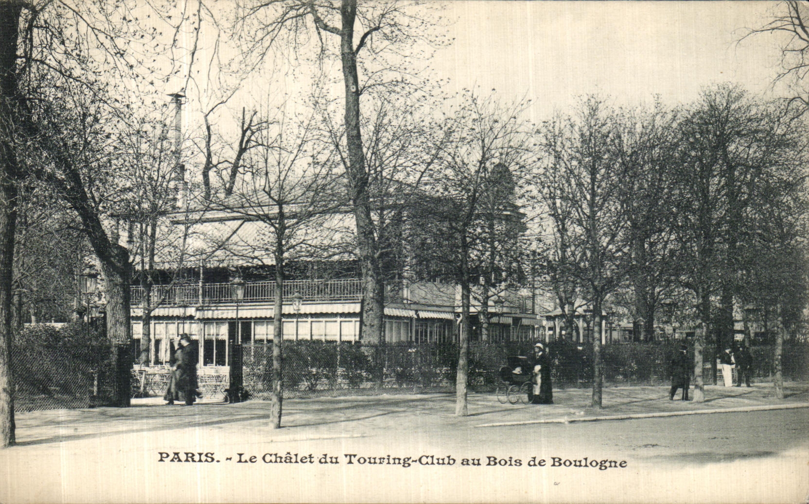 CPA Paris Le Chalet du Touring Club au Bois Boulogne