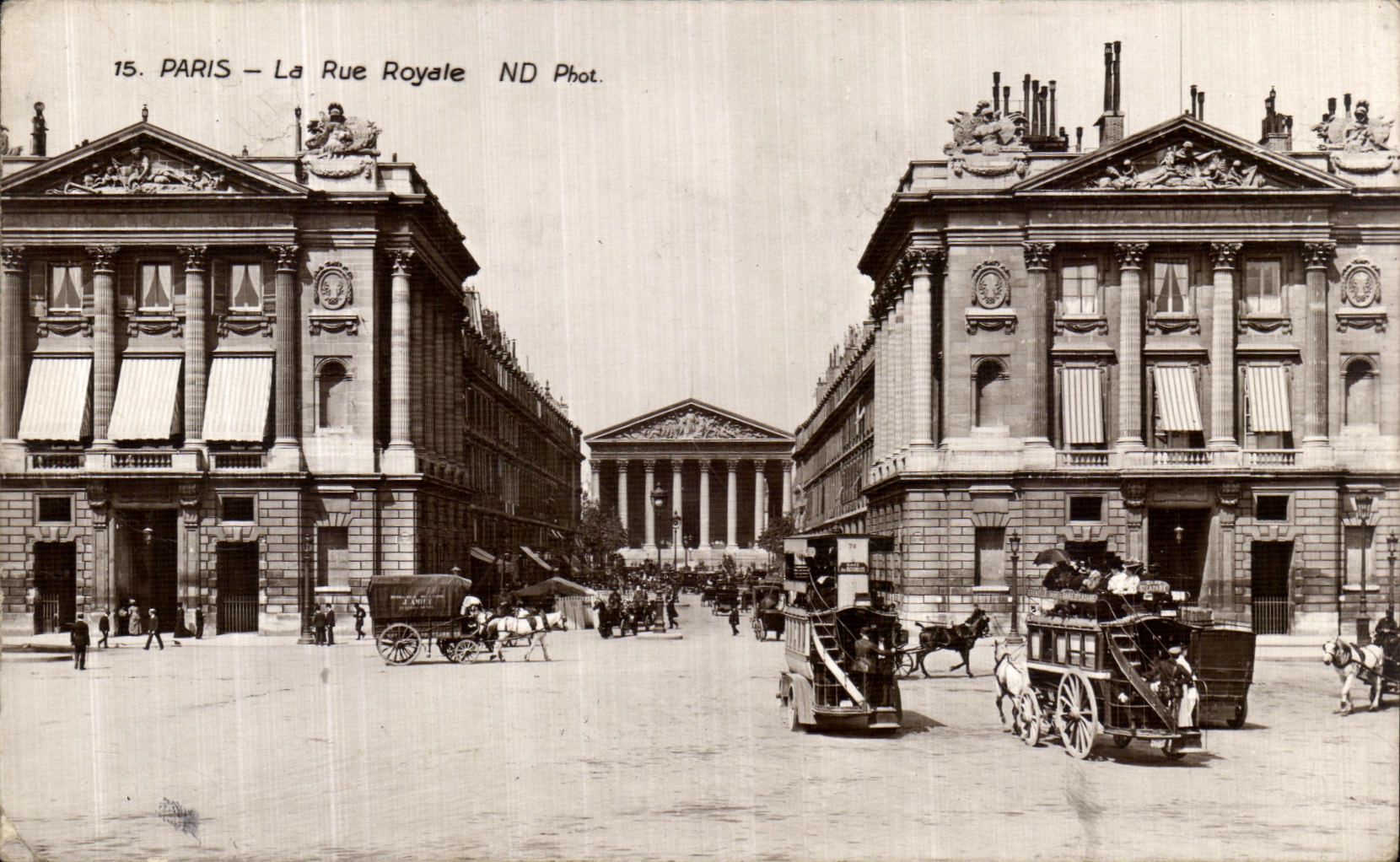 VINTAGE POSTCARD Paris the Royal Street