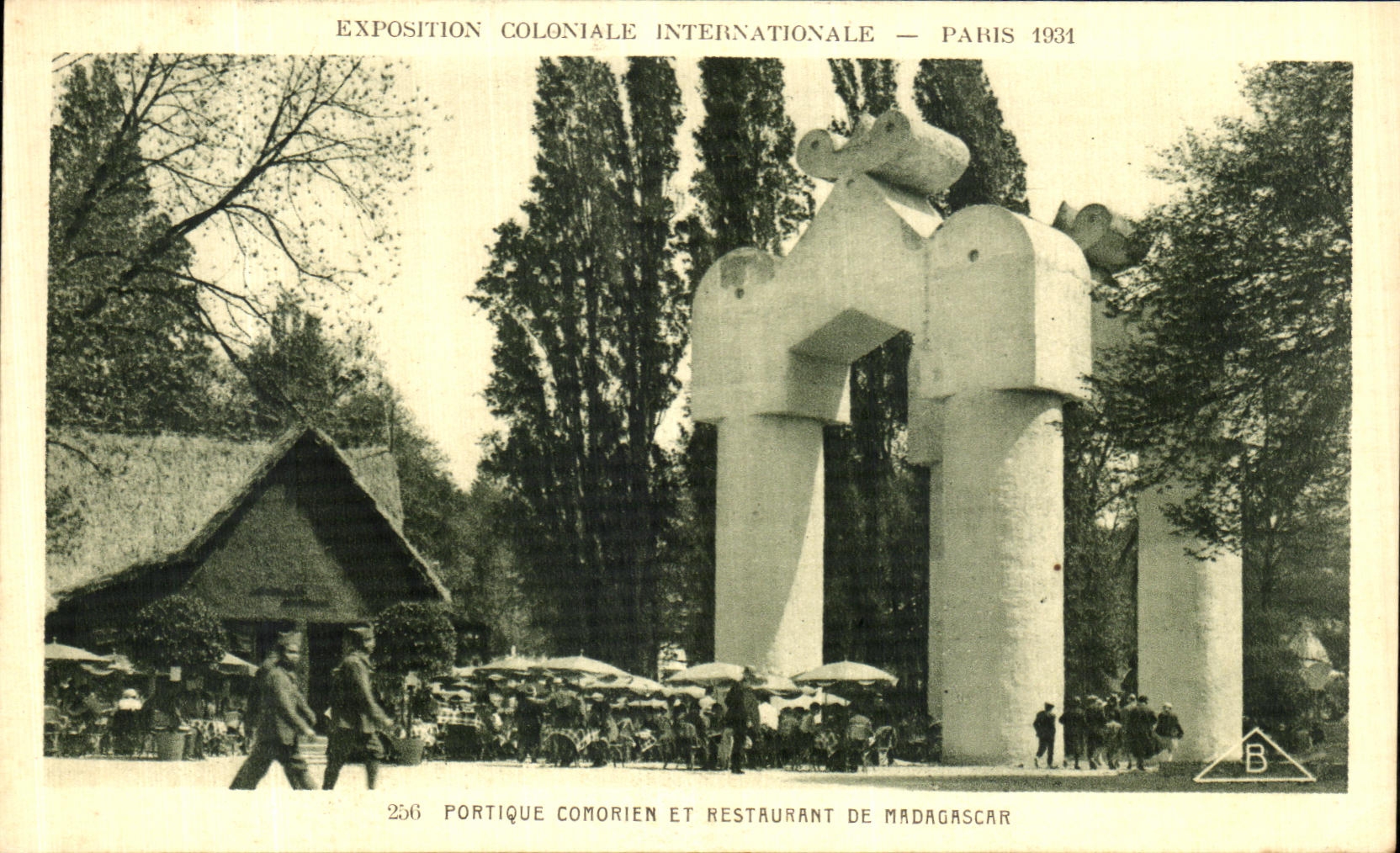 VINTAGE POSTCARD Paris Comorian Gantry And Restaurant Of international Madagascar Fair colonial Paris 1931