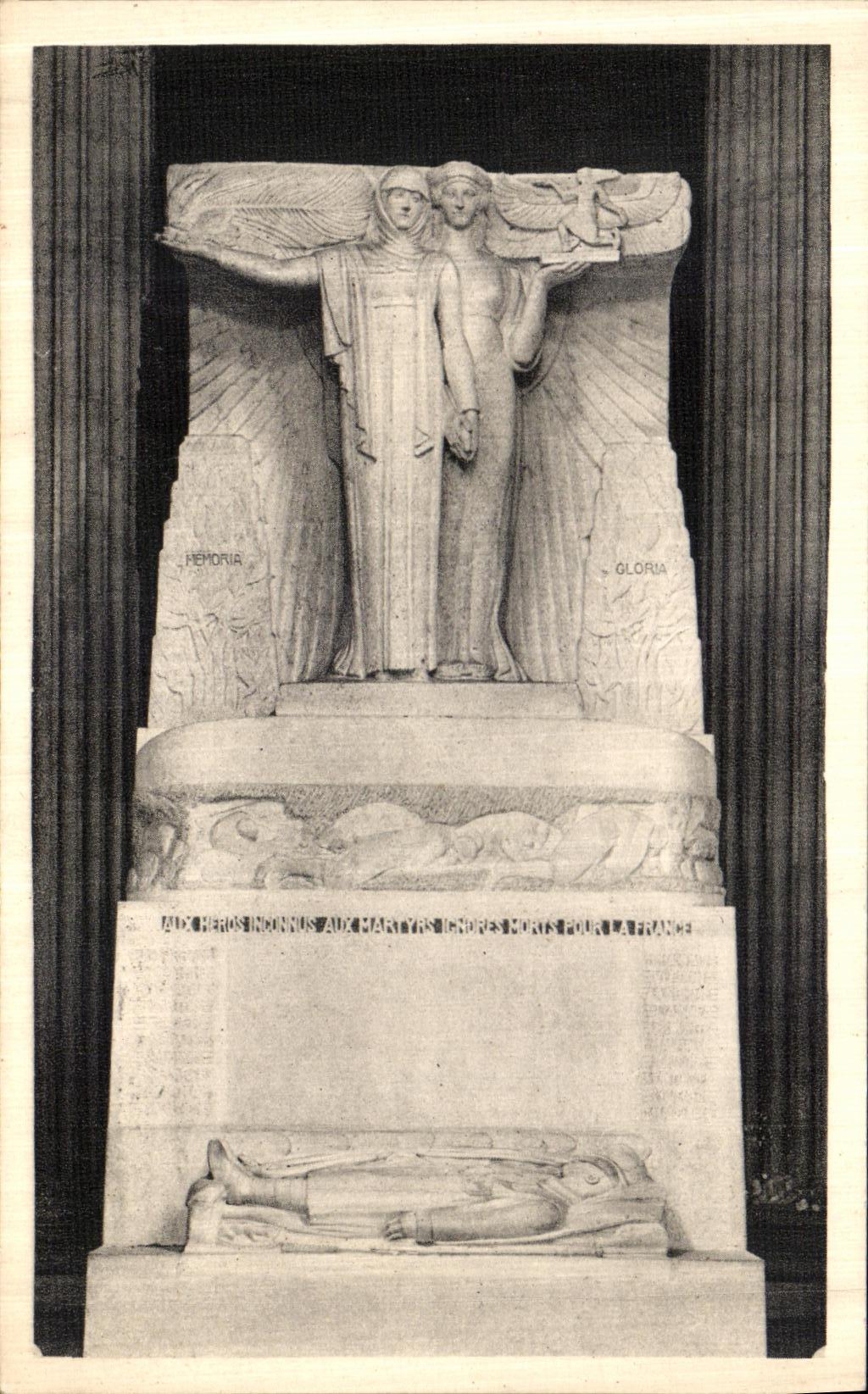 La POSTAL Paris de la VENDIMIA el panteon con los heroes Inconnus con los martires sea inconsciente de los muertos para Fance