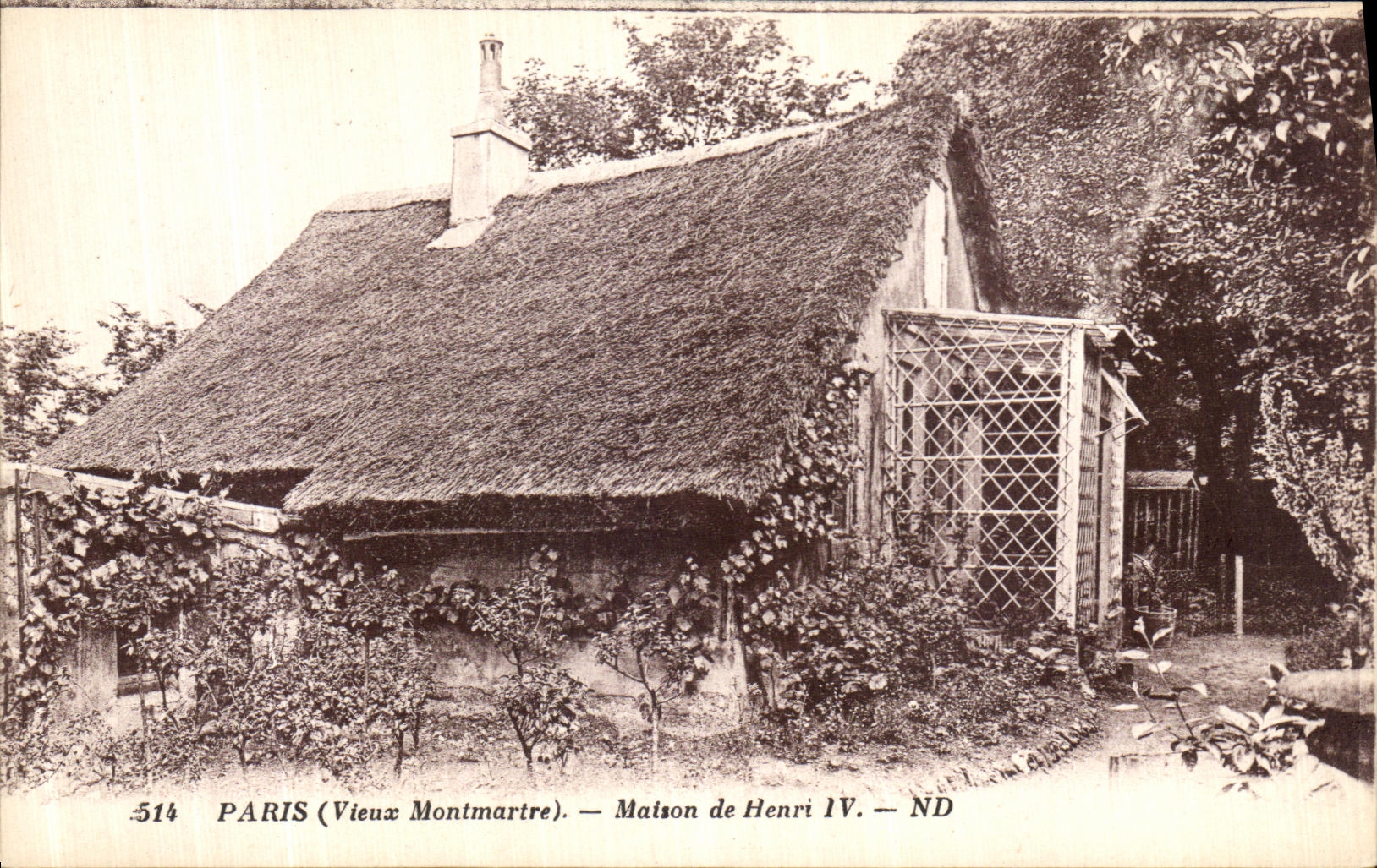 VINTAGE POSTCARD Paris the House of Henri IV Montmartre Old man