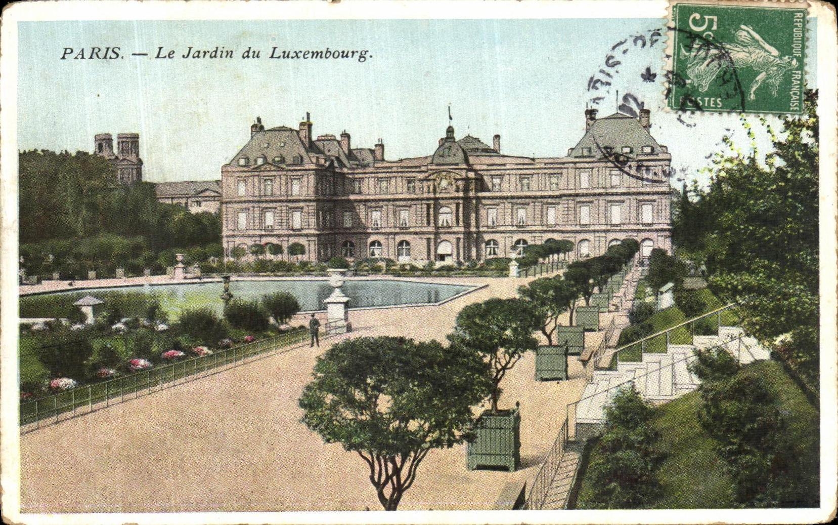 VINTAGE POSTCARD Paris the Palate and the Luxembourg Garden