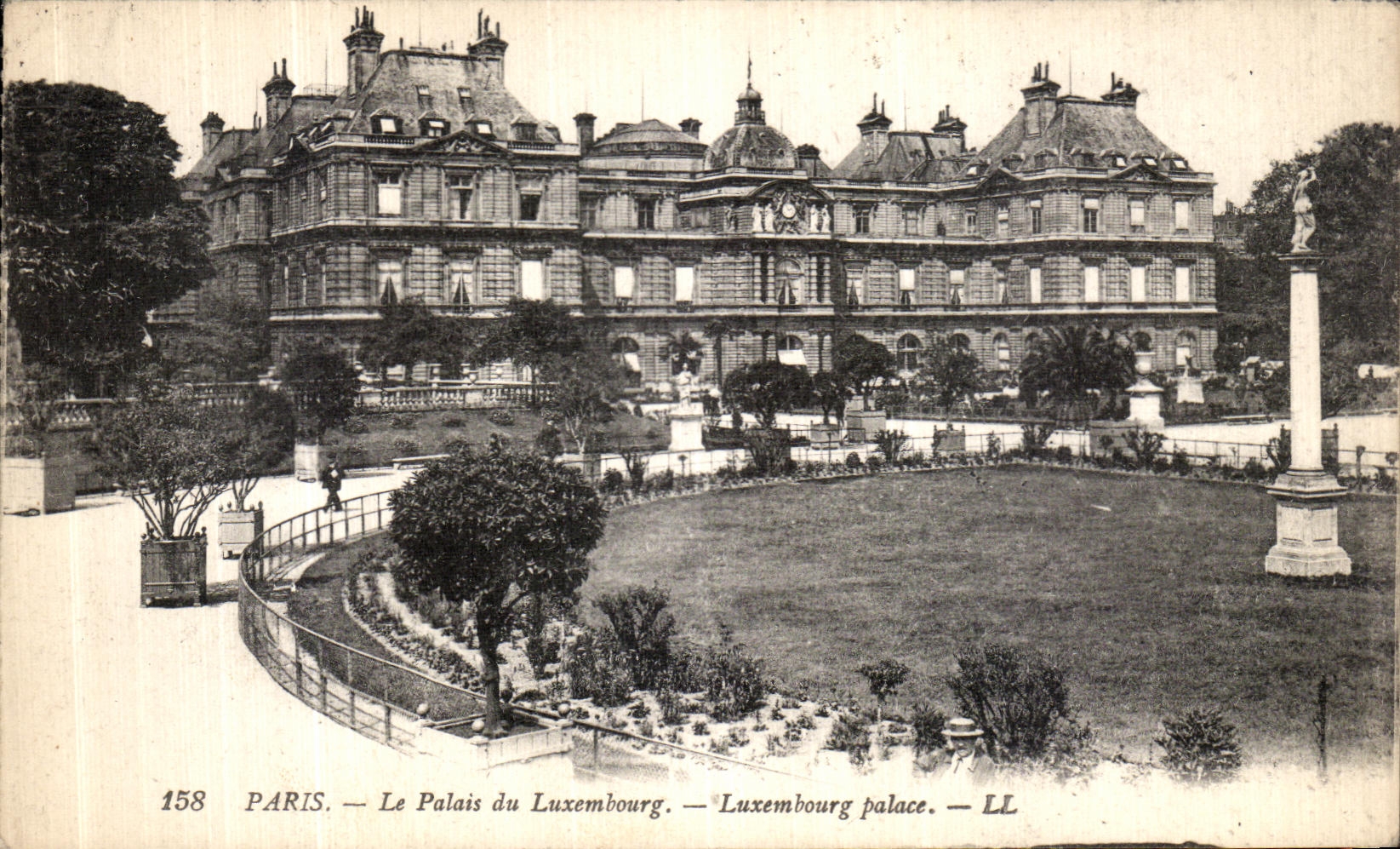 VINTAGE POSTCARD Paris the Palate of Luxembourg