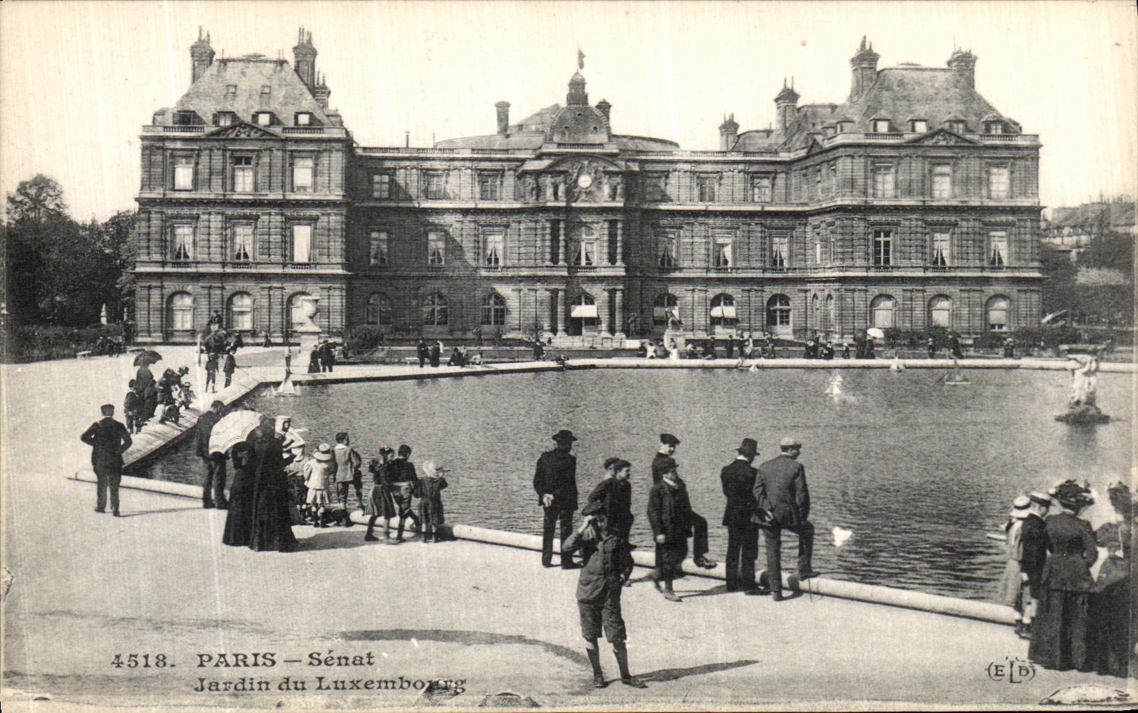 VINTAGE POSTCARD Paris Senate Garden of Luxembourg