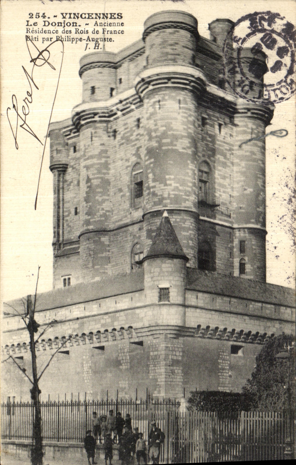 VINTAGE POSTCARD Paris Vincennes the Keep Children