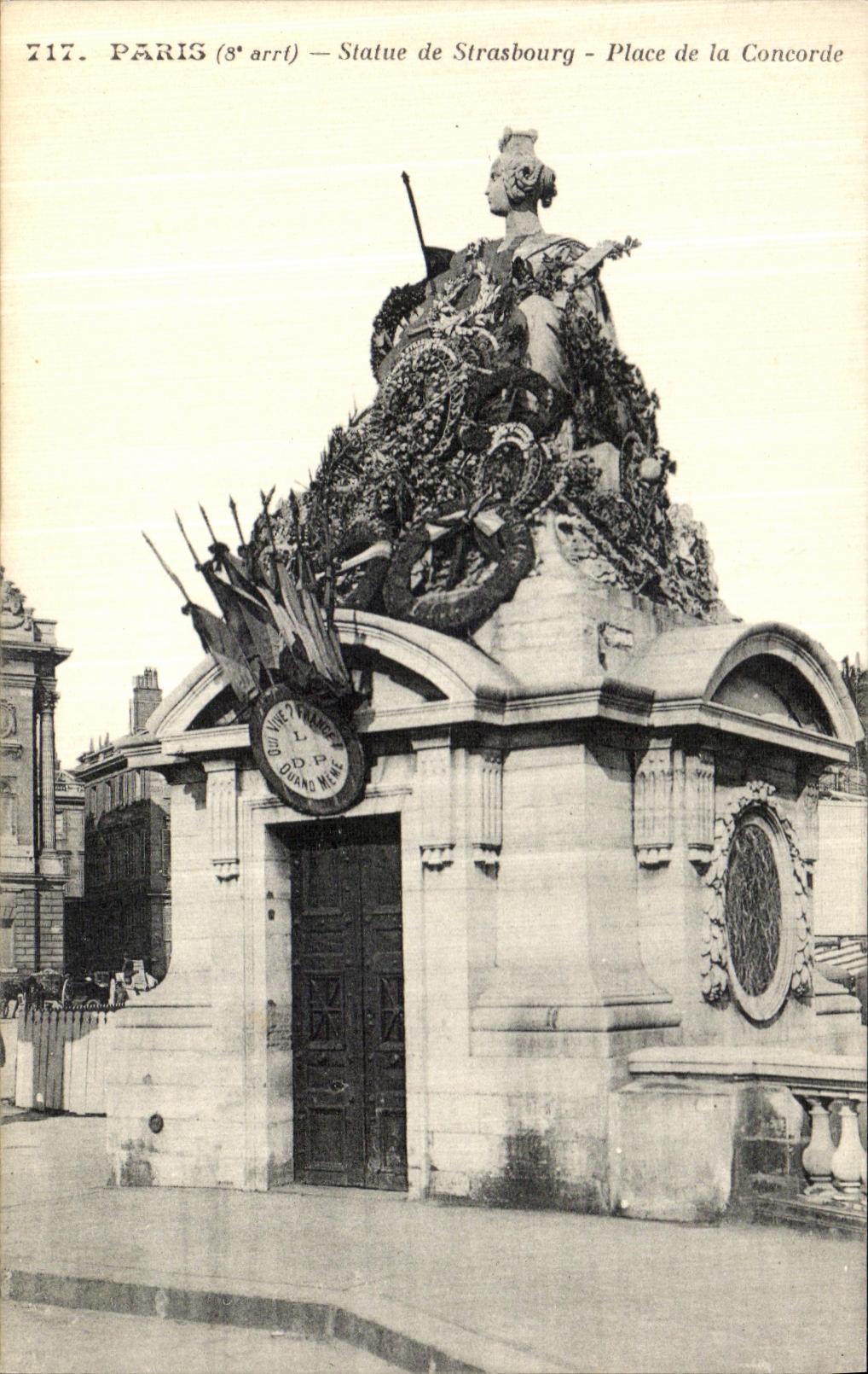 VINTAGE POSTCARD Paris Rules of Strasbourg Place Harmony