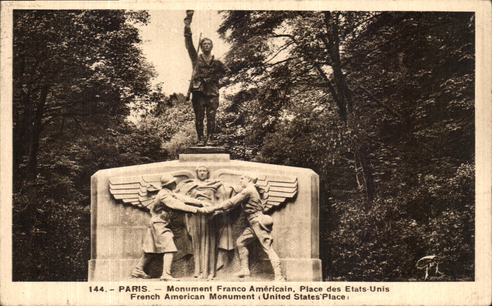 VINTAGE POSTCARD Paris Monument Free American Places the United States