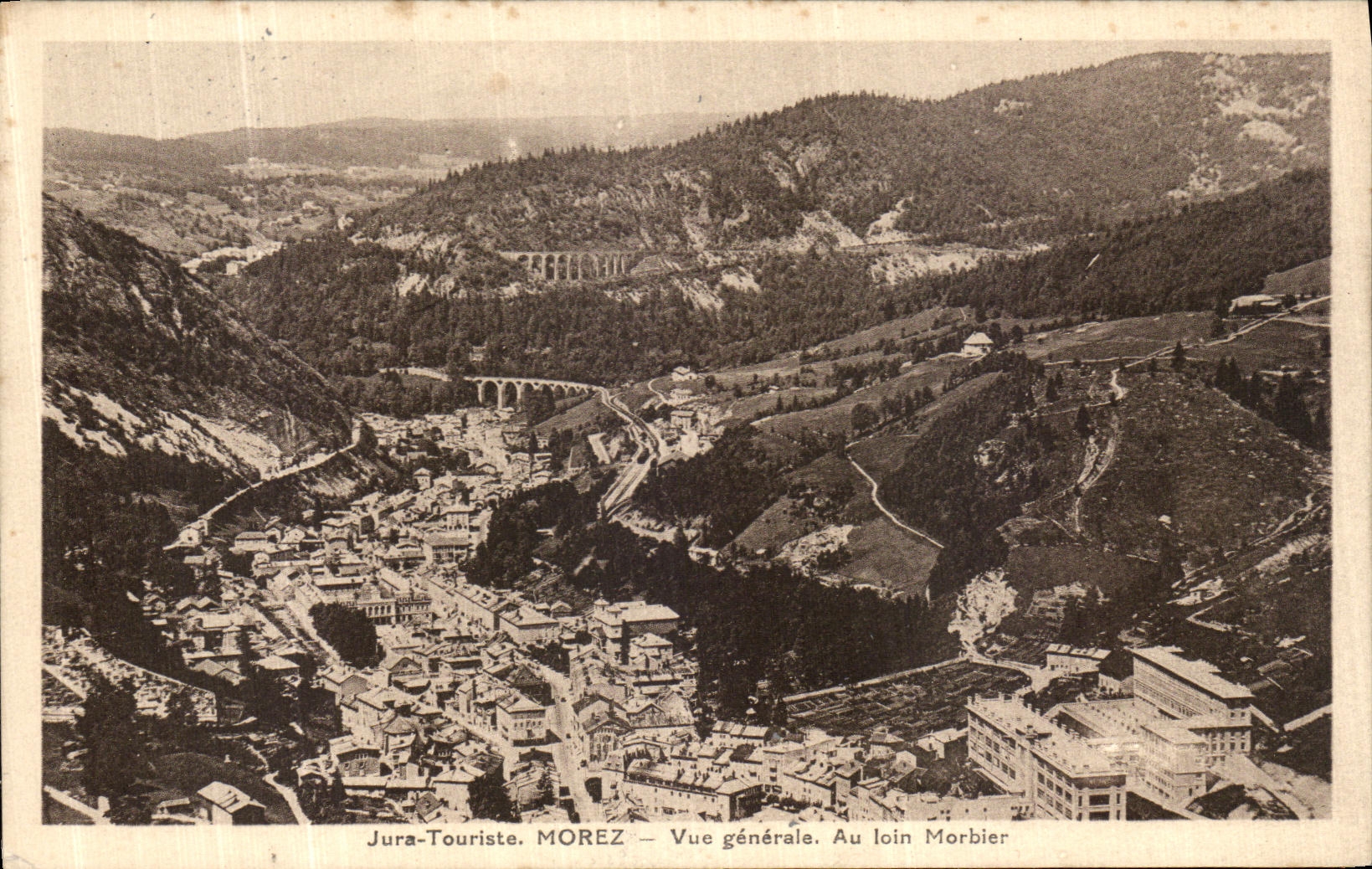 POSTAL de la VENDIMIA la opinion turistica del Jura Morez con el leon de Morbier